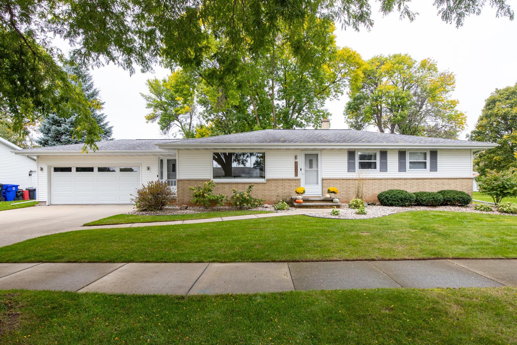 2515 S GREENVIEW Street Appleton Wisconsin United States, for Sale, residential,  , Fireside Realty LLC