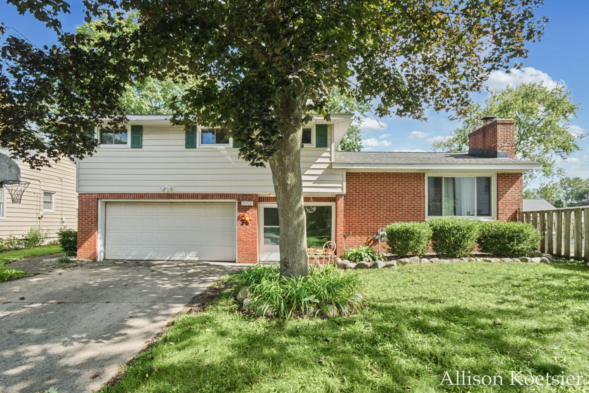 910 Mulford Drive Grand Rapids Michigan United States, for Sale, residential,  , RW Daniels Realty