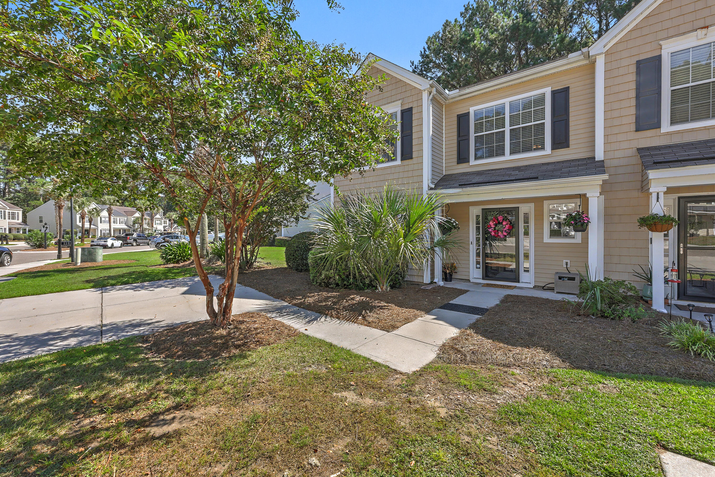 1215 Island Club Drive Charleston South Carolina United States, Sale Pending, residential, Bobbie  Rose, Keller Williams Realty Charleston/West Ashley