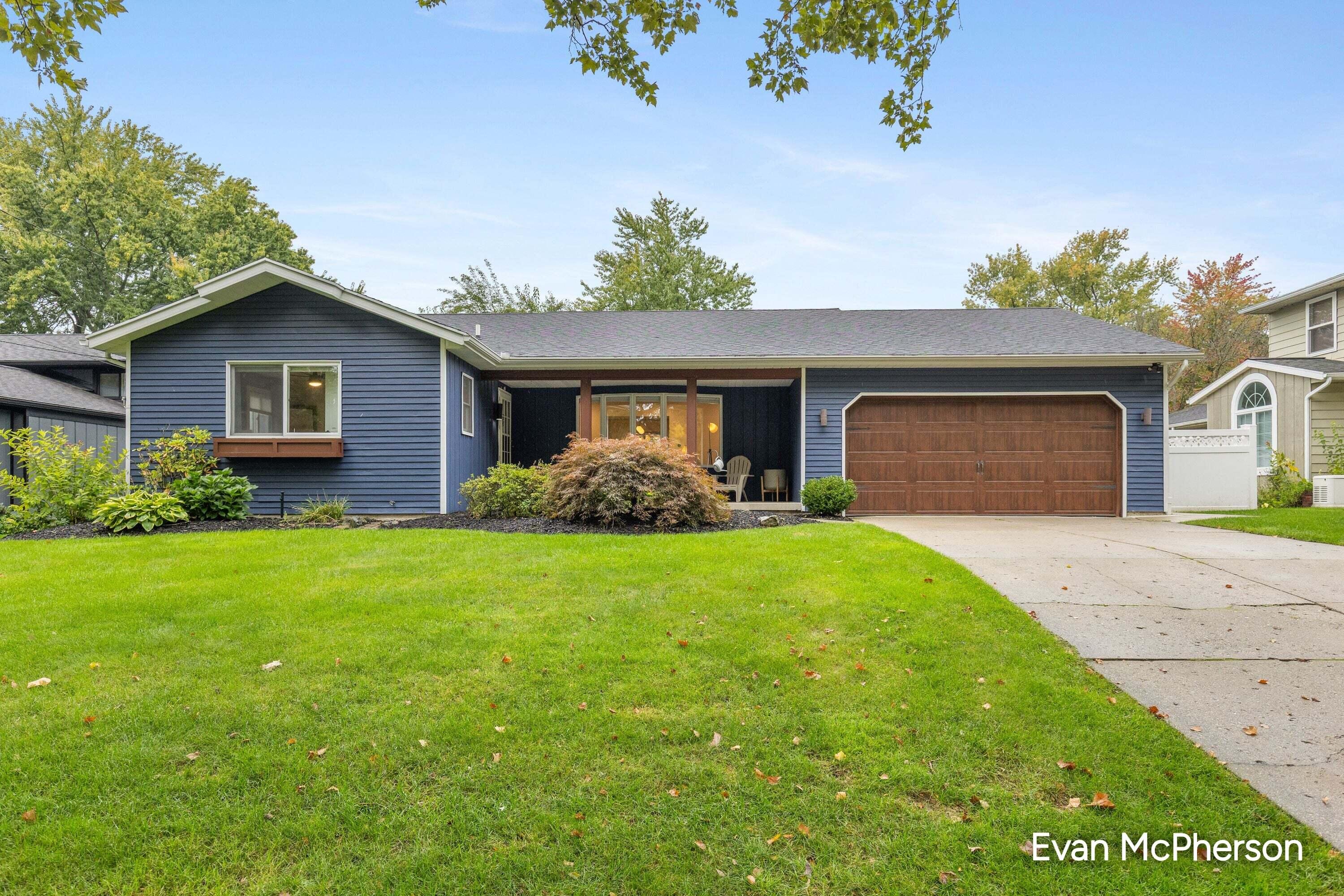 1805 Edgewood Avenue Grand Rapids Michigan United States, for Sale, residential,  , RW Daniels Realty
