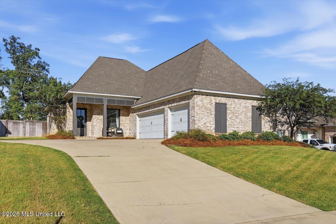 141 Camden Lake Drive Madison Mississippi United States, for Sale, residential, Jessica McLaurin, Rezults Realty, LLC