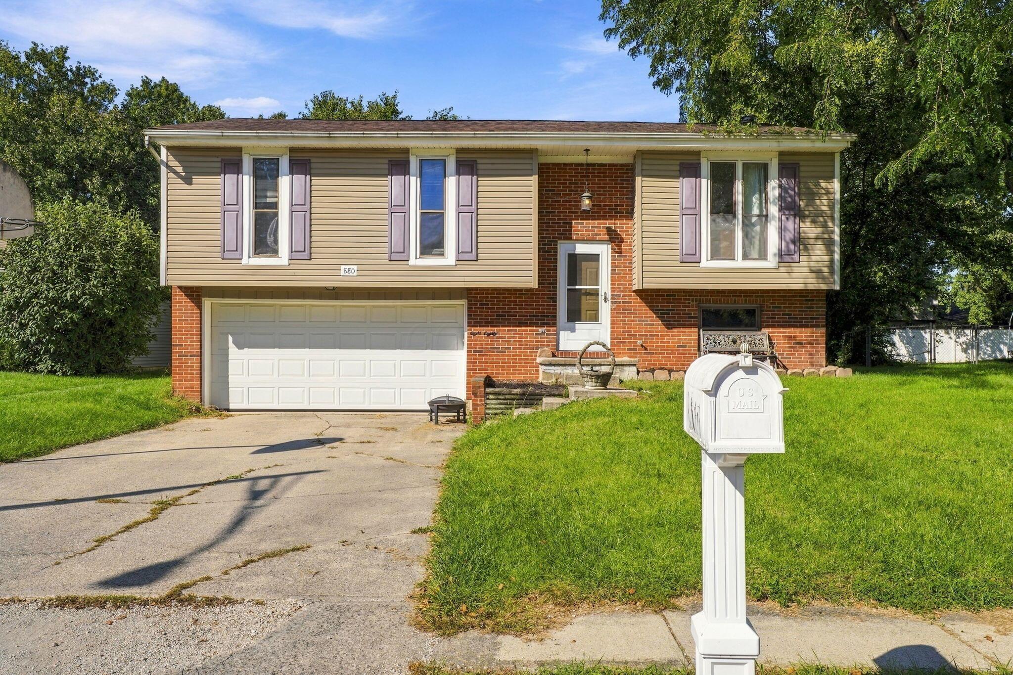 880 Lantern Drive Marysville Ohio United States, for Sale, residential, , The Hessenauer Corporation