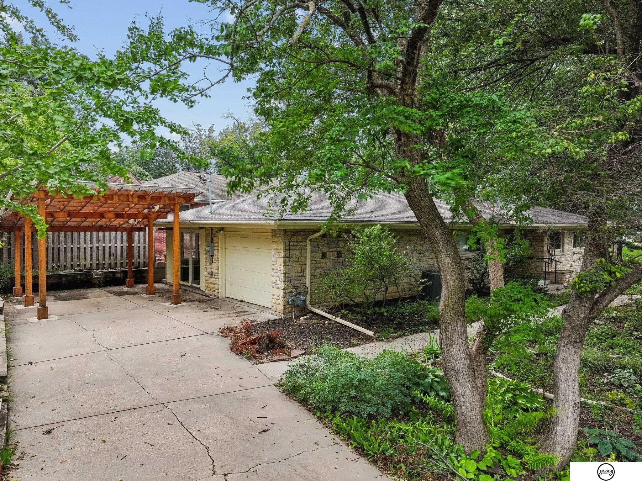 1801 Kings Highway Lincoln Nebraska United States, for Sale, residential,  , Wolf Professional Realty PC