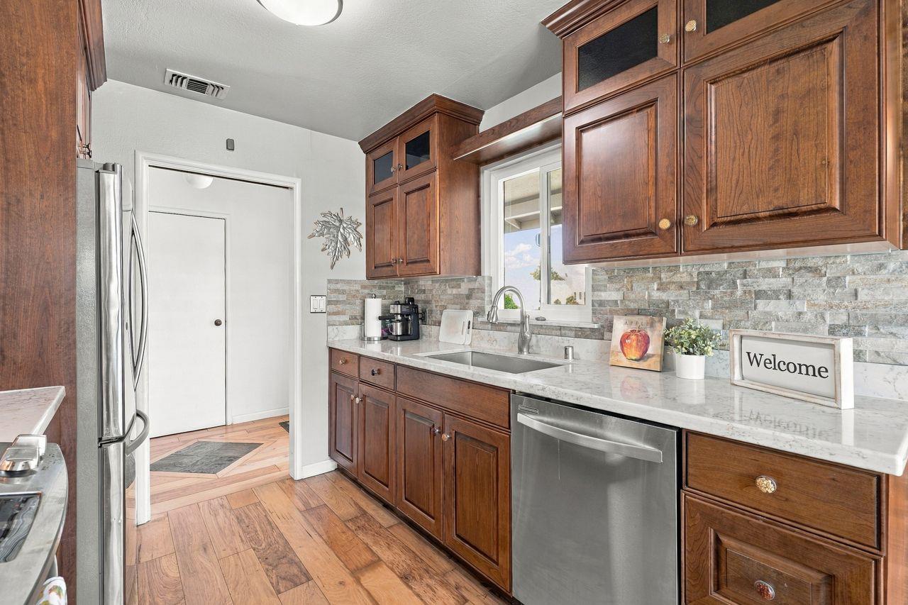 5248 Fernwood Way Sacramento California United States, for Sale, residential,  , SacHomes Realty Group