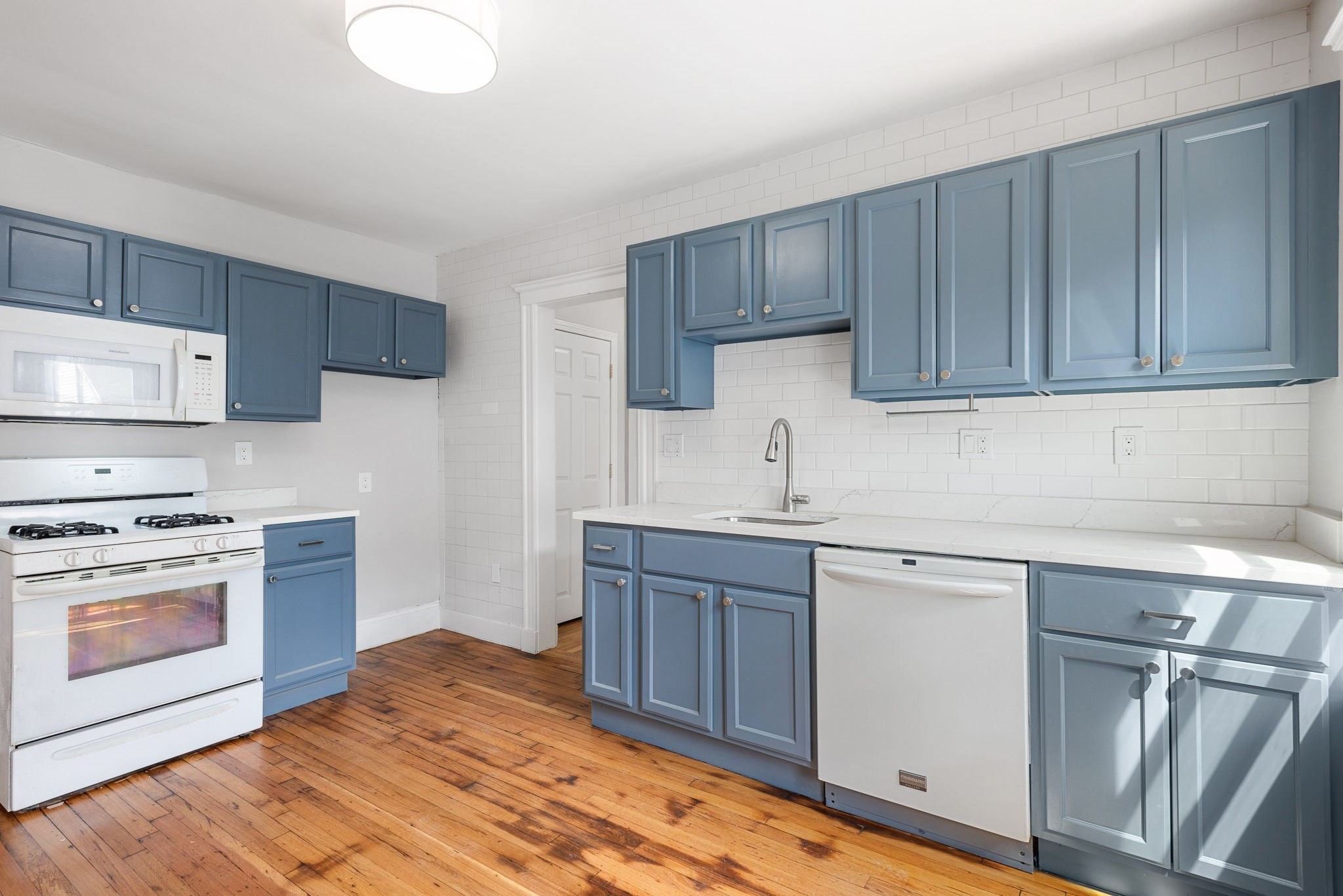 12 Ashland St  UNIT 3-R Boston Massachusetts United States, for Rent, residential,  , The Edwards Realty Team - Barrett Sotheby's International Realty
