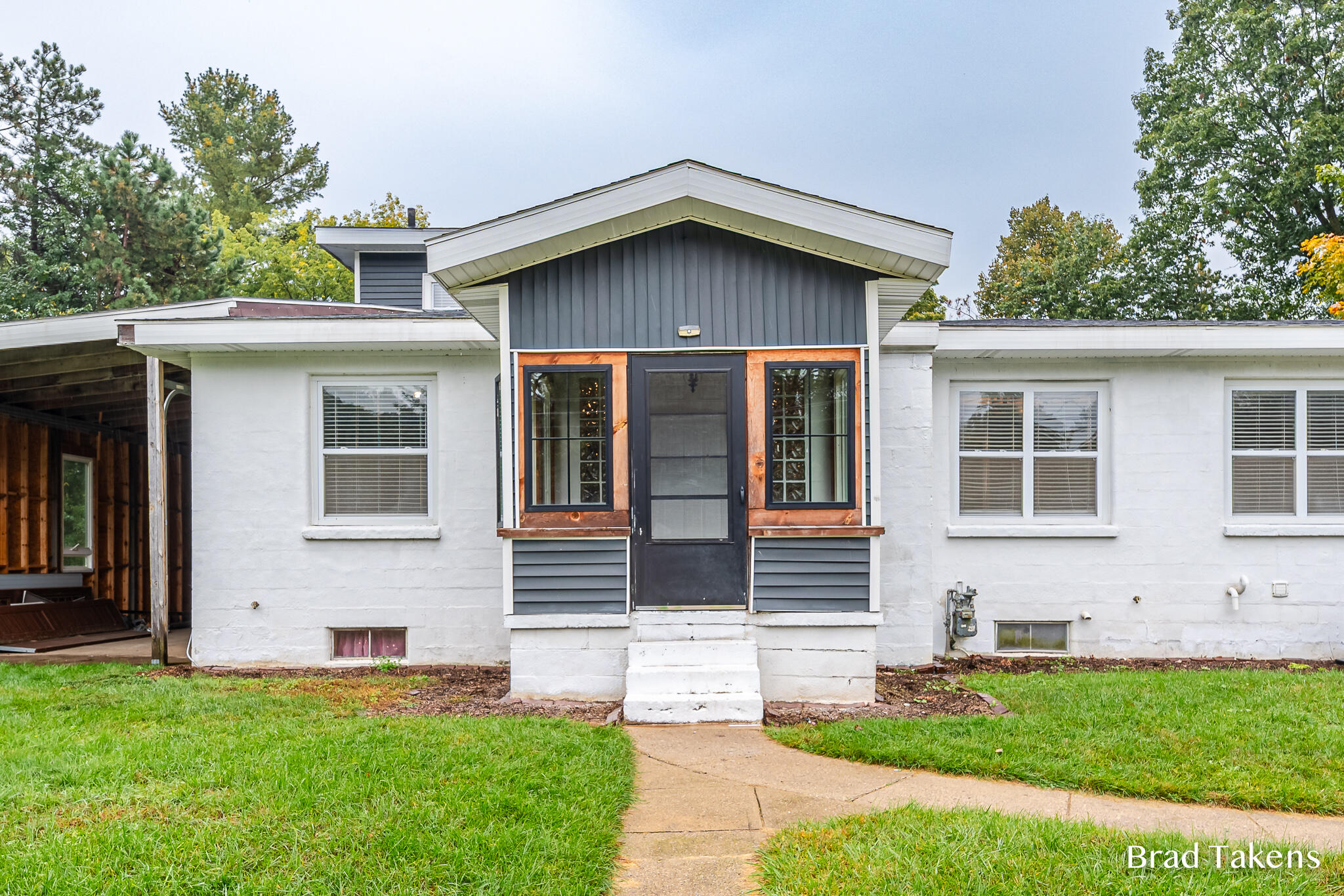 1559 Laughlin Drive Grand Rapids Michigan United States, for Sale, residential,  , RW Daniels Realty