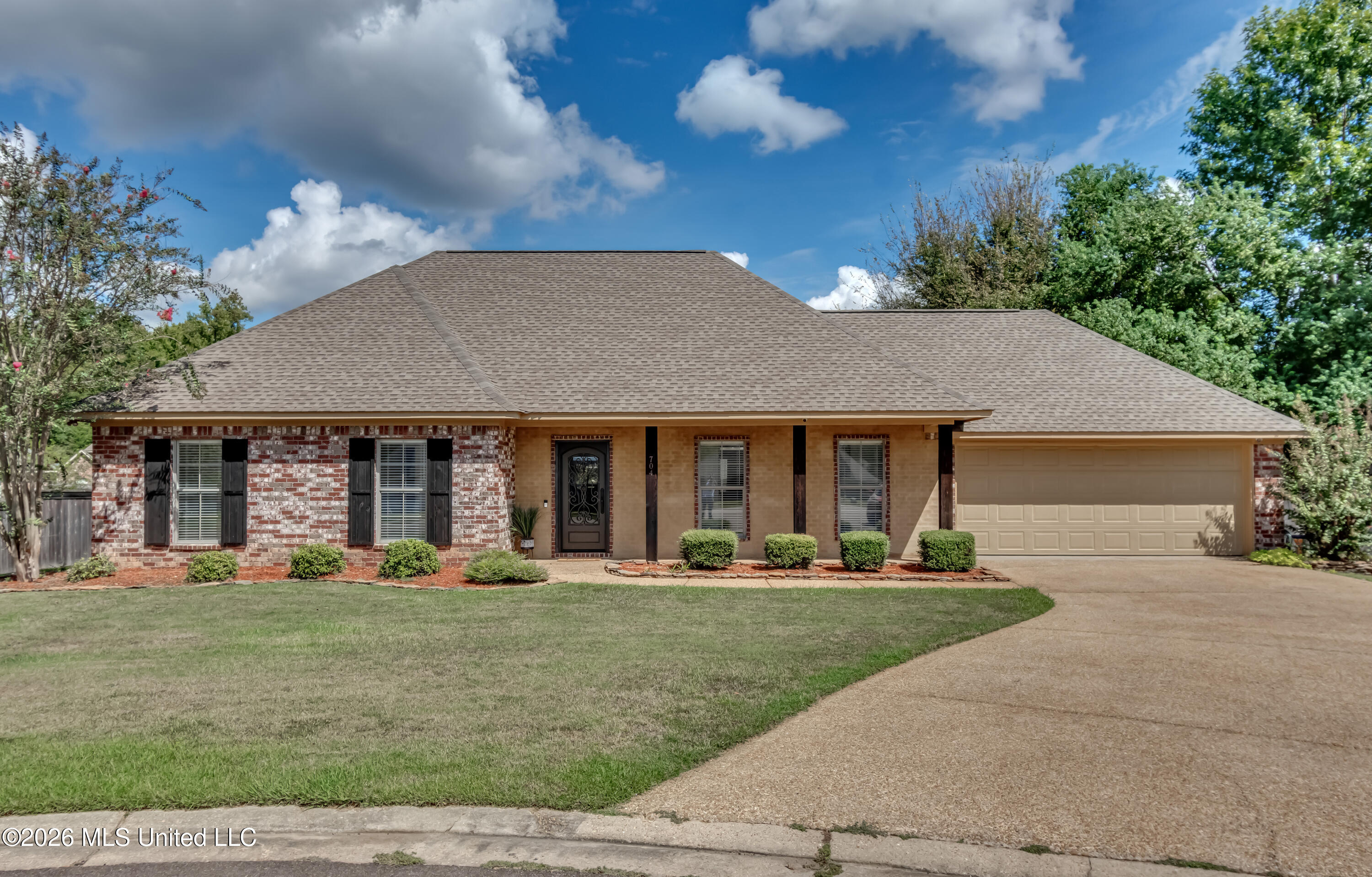 704 Pecan Court Brandon Mississippi United States, for Sale, residential, Jessica McLaurin, Rezults Realty, LLC