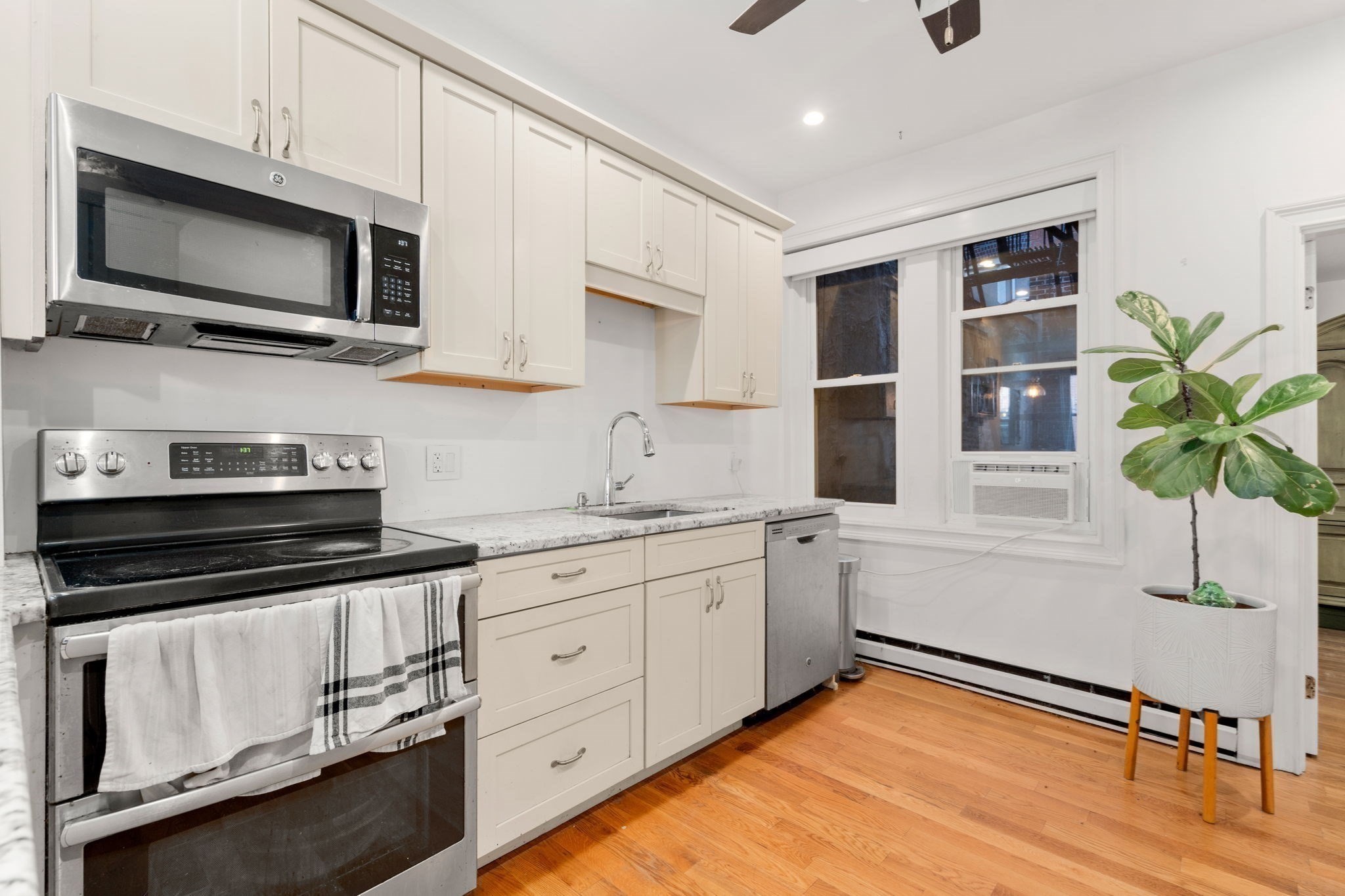 162 Endicott St  UNIT 1 Boston Massachusetts United States, for Sale, residential,  , The Edwards Realty Team - Barrett Sotheby's International Realty