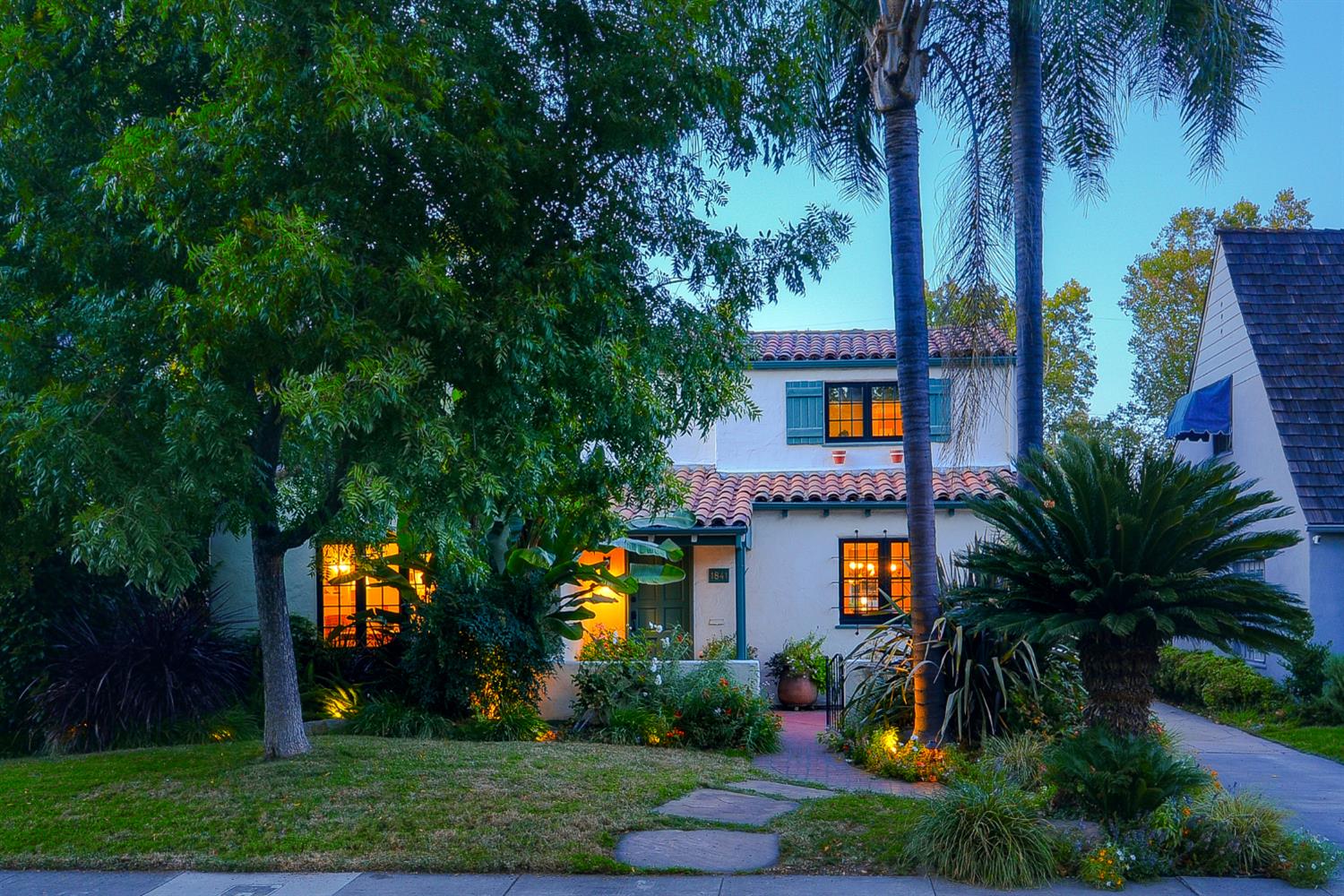1841 11th Avenue Sacramento California United States, for Sale, residential,  , SacHomes Realty Group