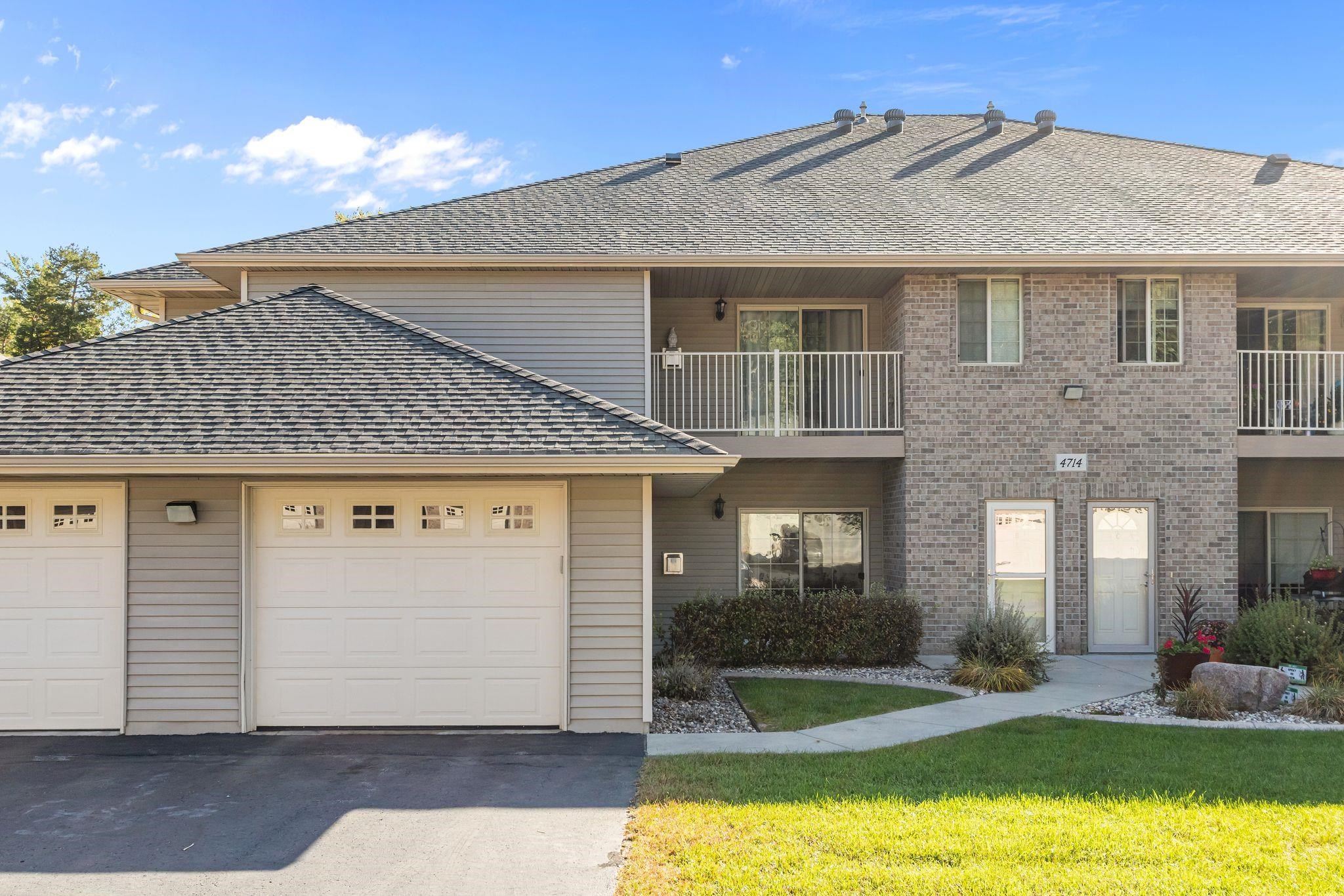 4714 EVERBREEZE Circle Appleton Wisconsin United States, for Sale, residential,  , Fireside Realty LLC