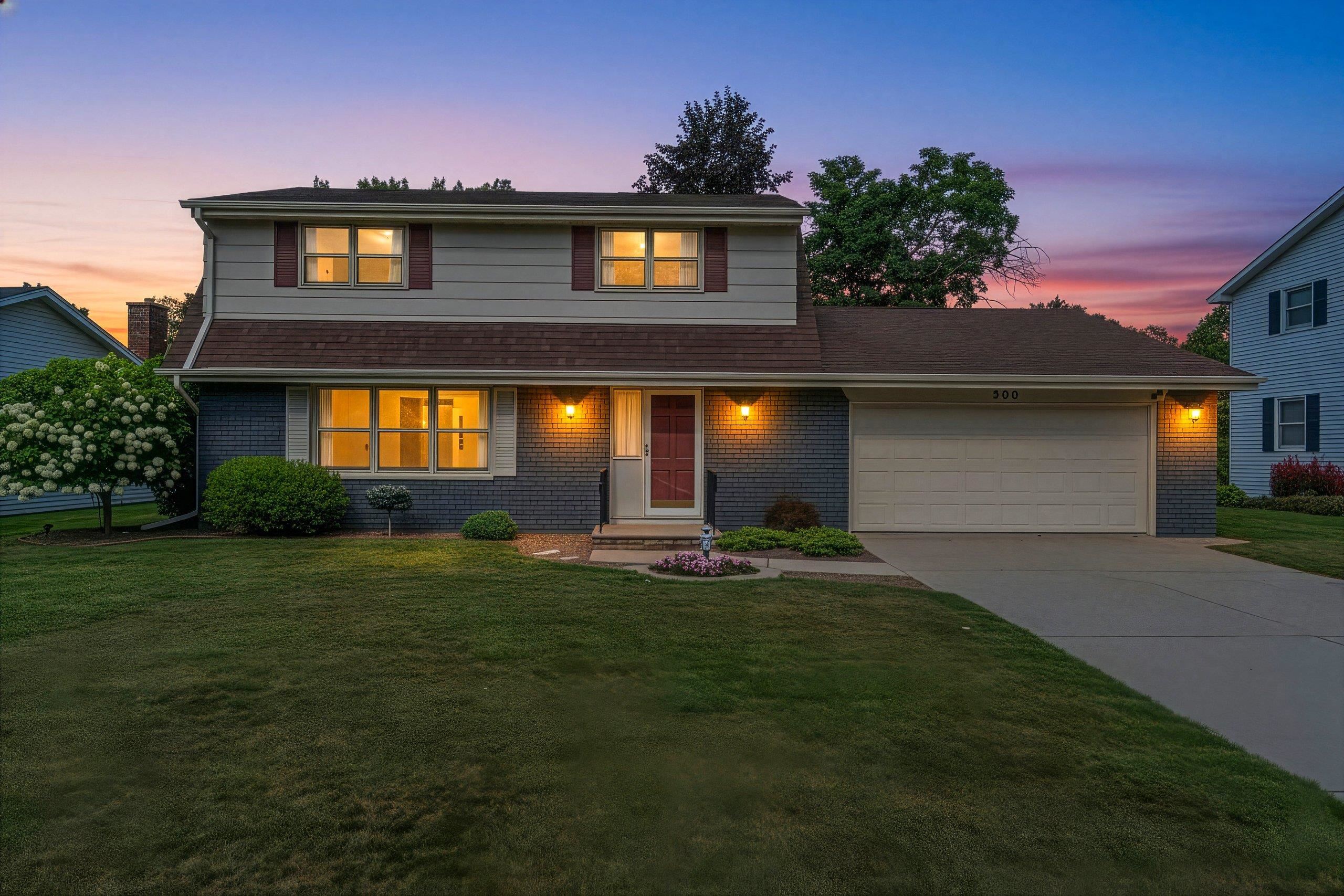 506 PINE Terrace Green Bay Wisconsin United States, for Sale, residential,  , Fireside Realty LLC