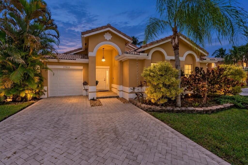 15466 SW 143RD Terrace Miami Florida United States, for Sale, residential, Sophia Roy, Incom New Demo Office