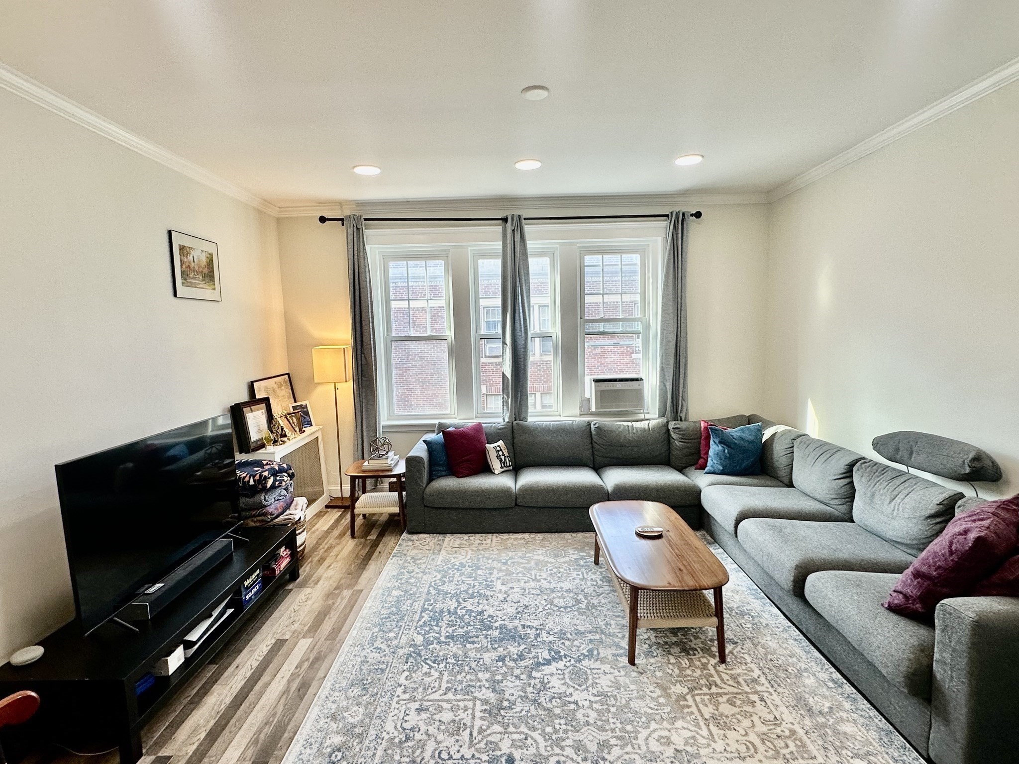 453 Washington  UNIT 5 Brookline Massachusetts United States, for Rent, residential,  ,  Touchdown Realty Inc.