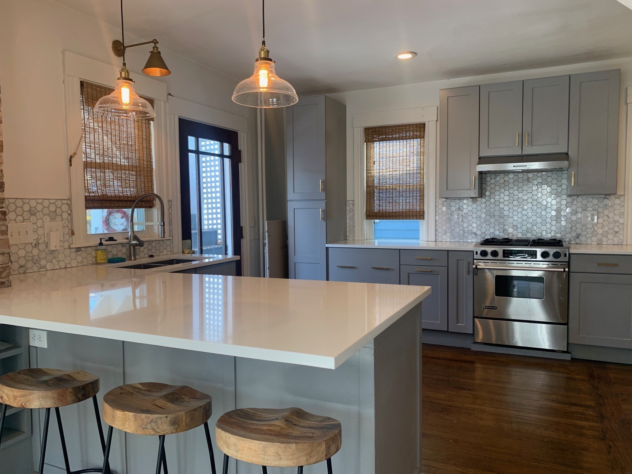 19 Bexley Rd  UNIT 1 Boston Massachusetts United States, for Rent, residential,  ,  Touchdown Realty Inc.