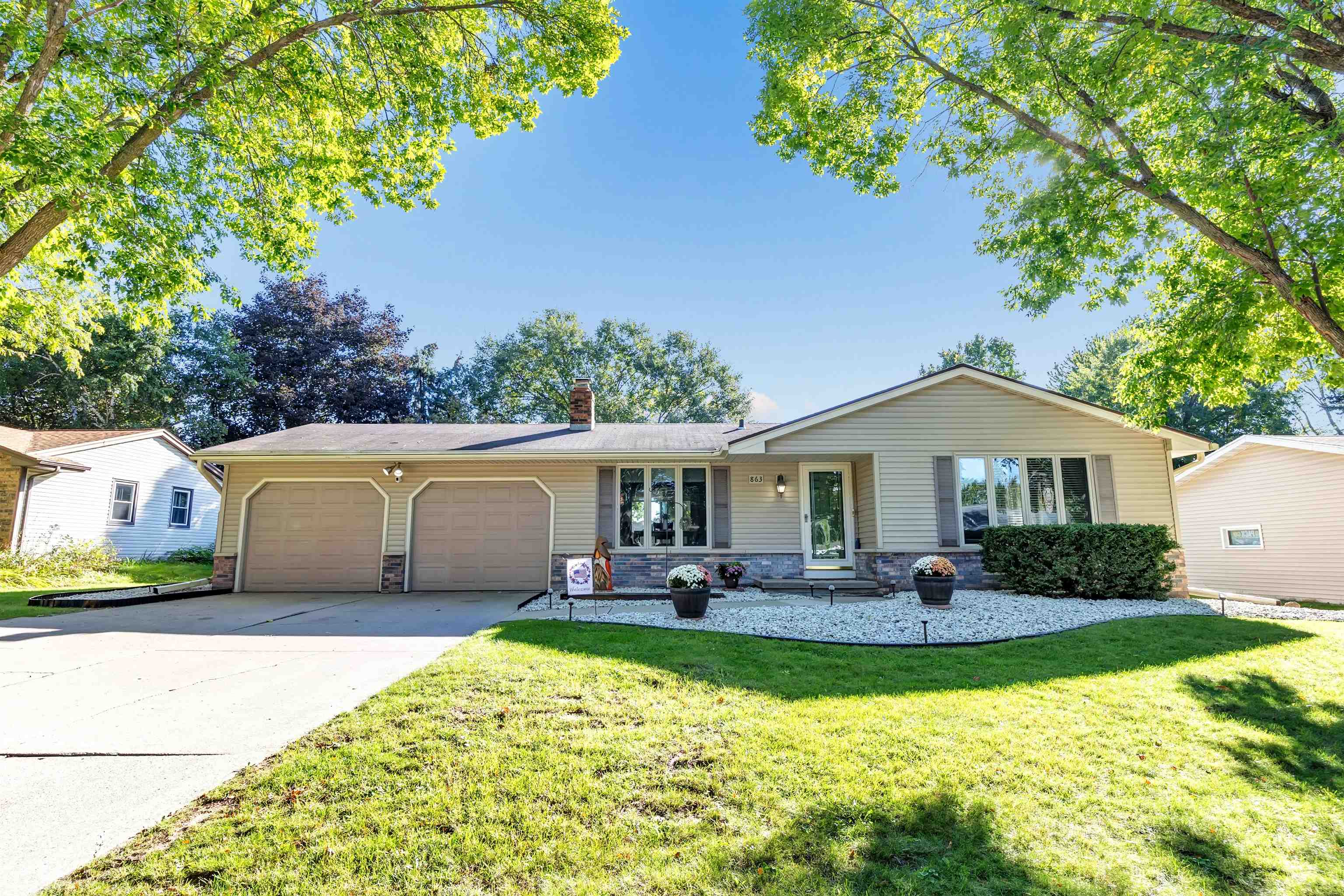 863 VENUS Drive Green Bay Wisconsin United States, for Sale, residential,  , Fireside Realty LLC