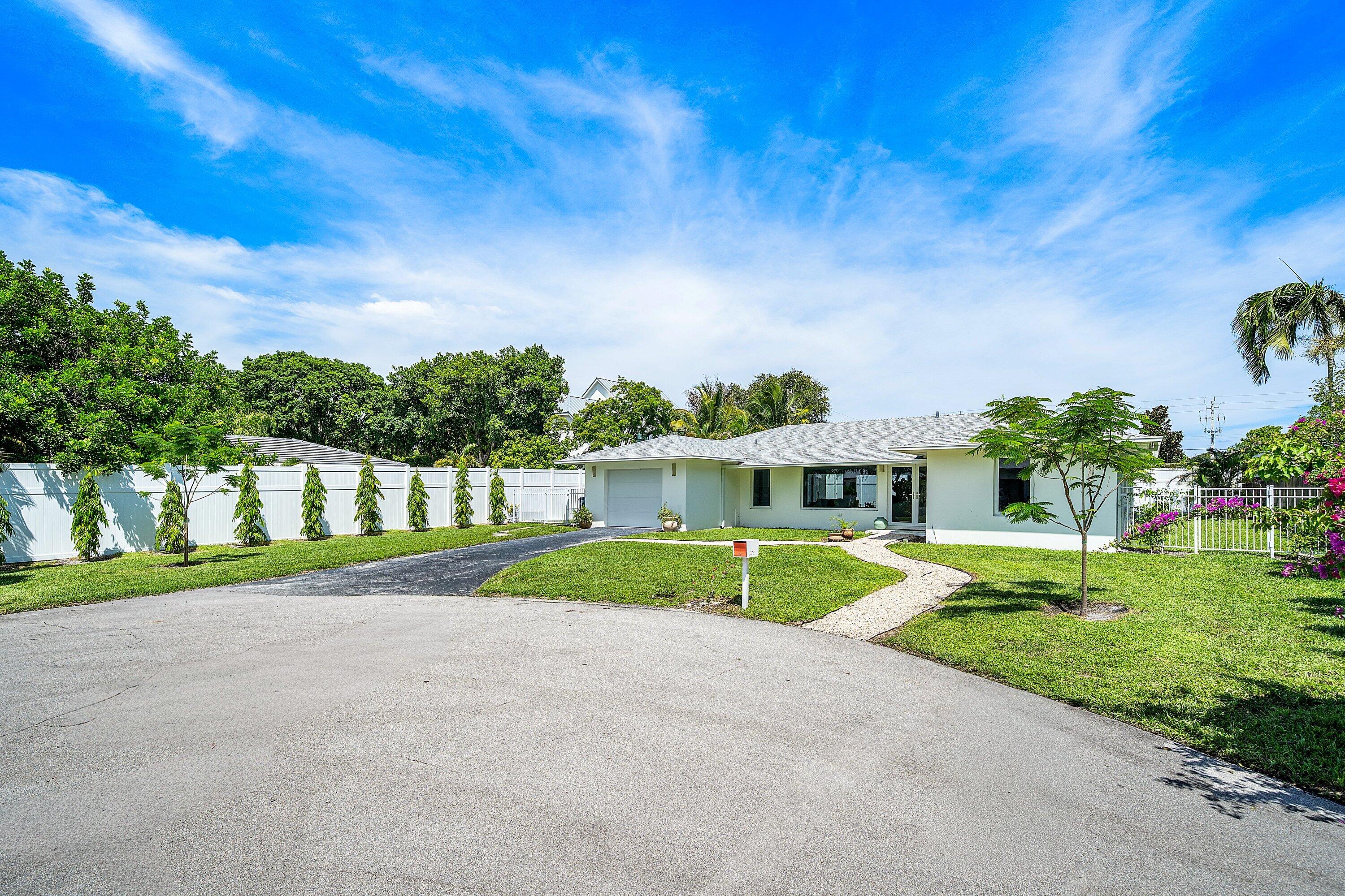 1009 NW 1ST Avenue Delray Beach Florida United States, for Rent, residential, Arlene   Toolsie  , Re/Max Direct