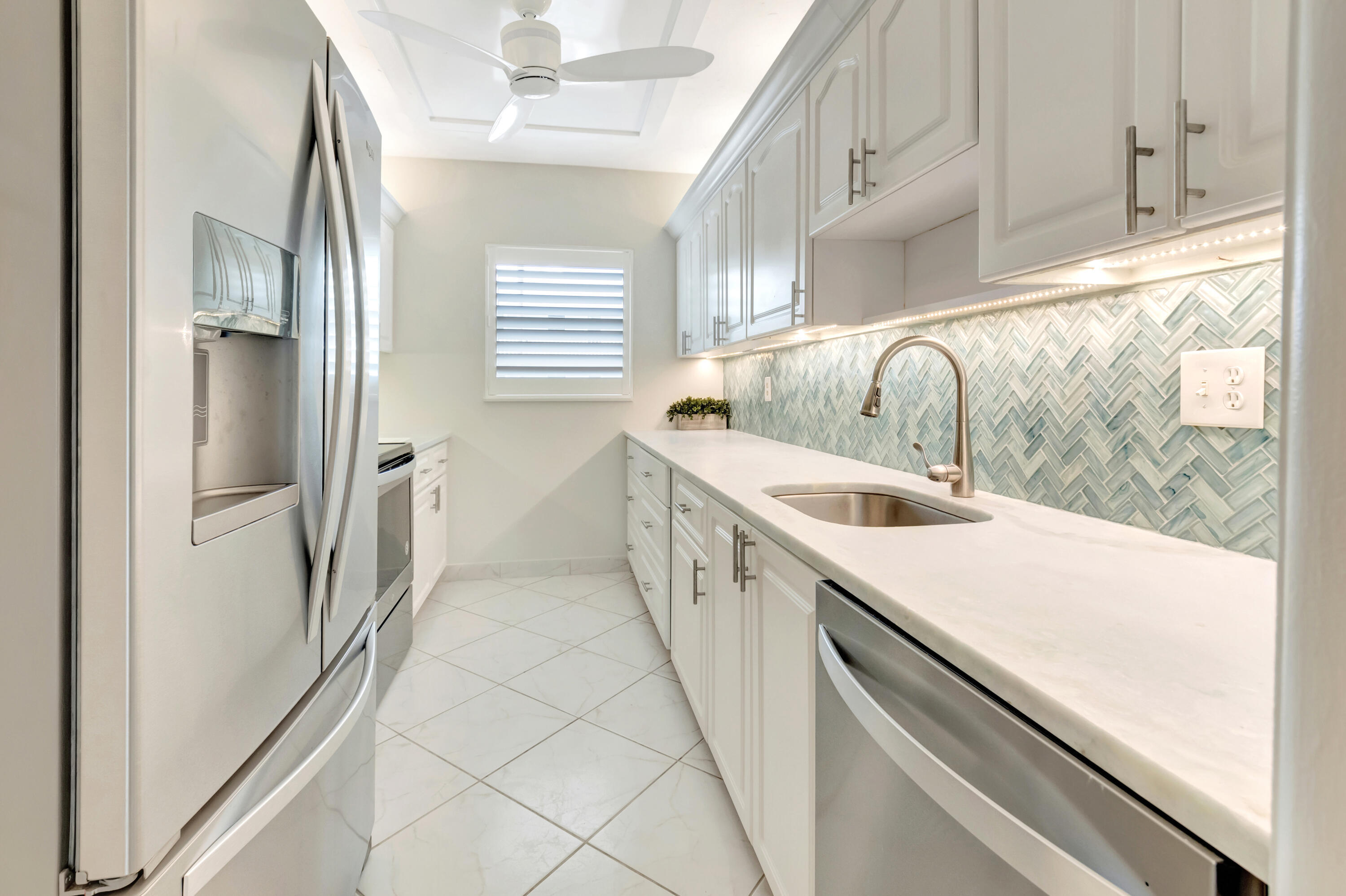 2440 SW 22nd Avenue APT 711 Delray Beach Florida United States, for Rent, residential, Arlene   Toolsie  , Re/Max Direct