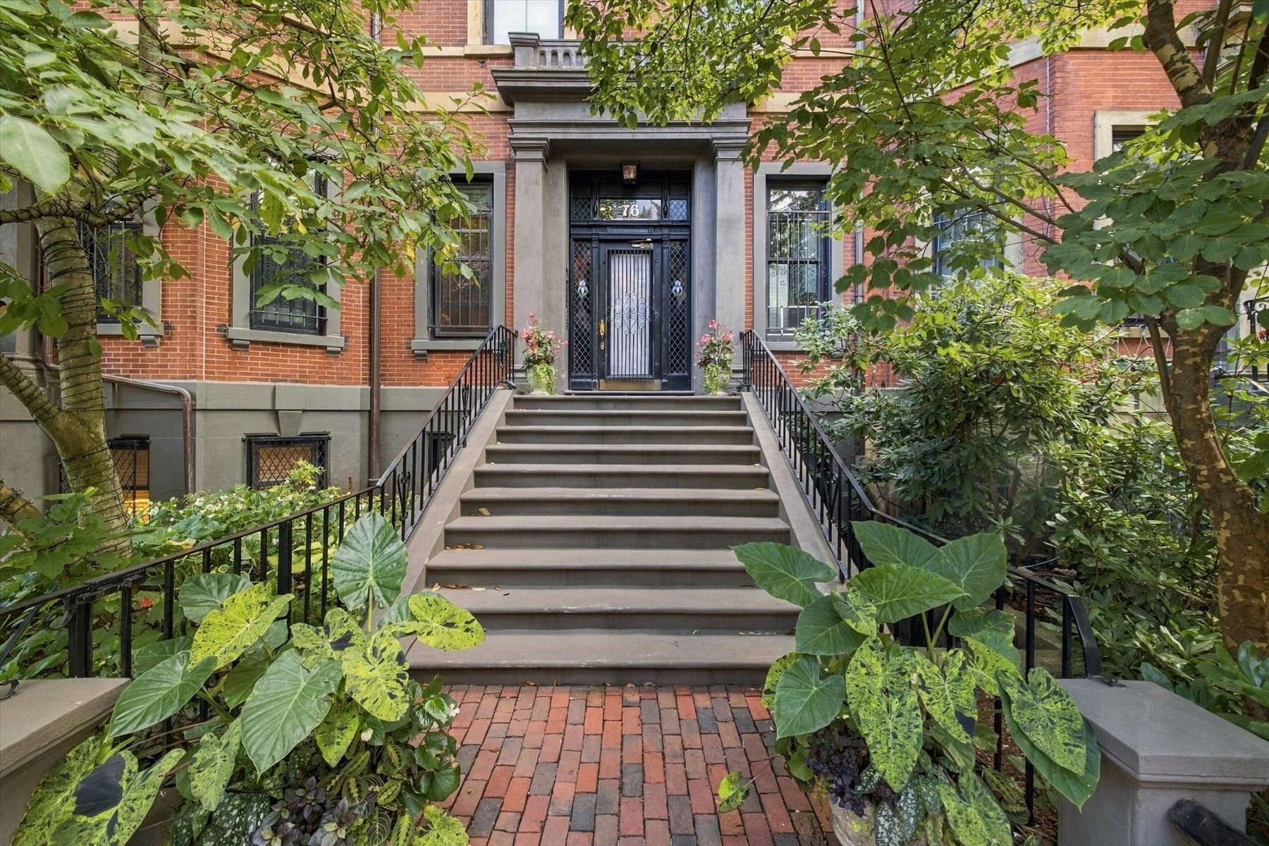 76 Marlborough St  UNIT 4 Boston Massachusetts United States, for Sale, residential, Darcy Bento, South Boston  Realtor Bento Real Estate Group, Bento Real Estate Group, Inc.