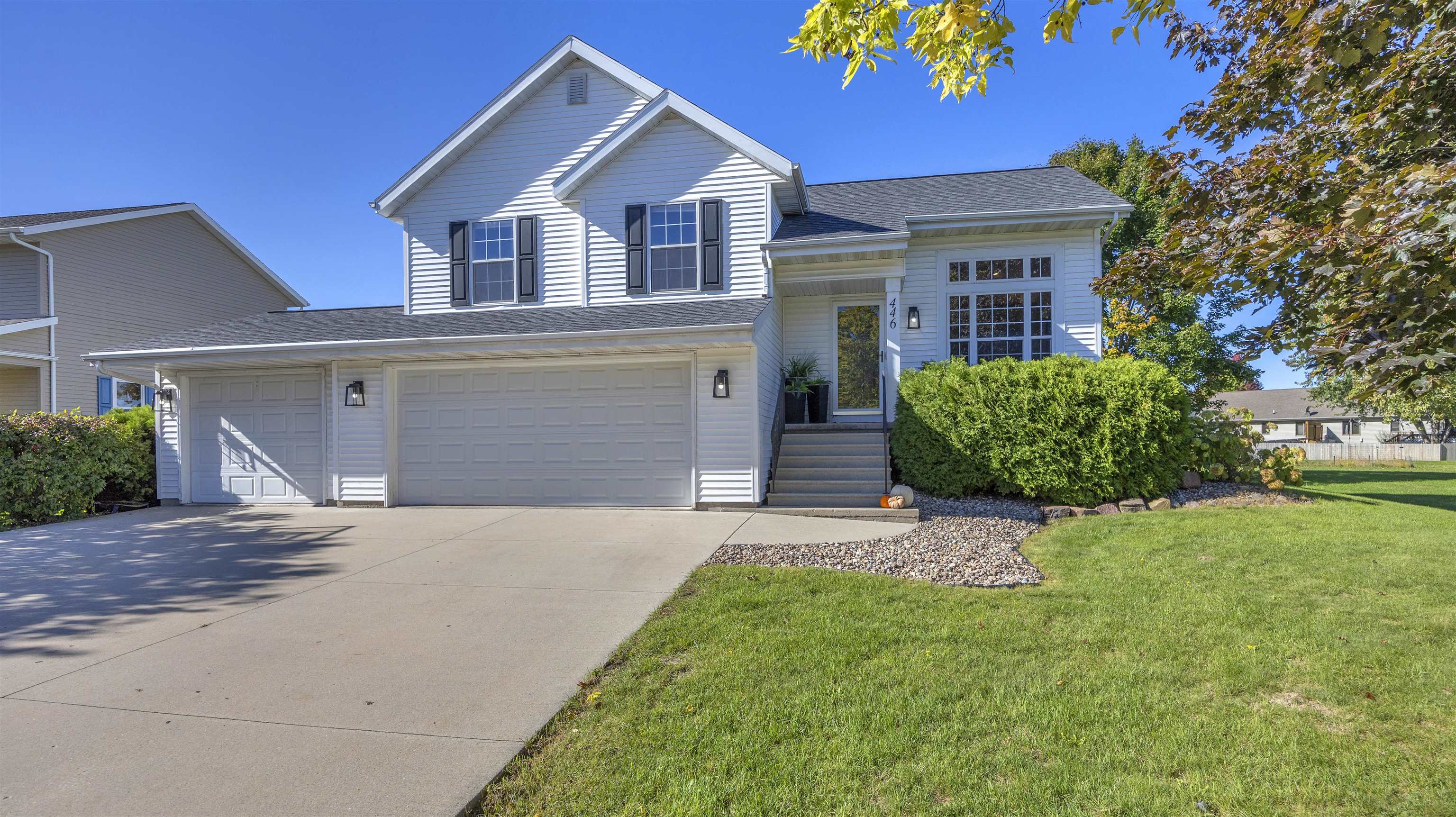 446 ROCKROSE Drive Fond Du Lac Wisconsin United States, for Sale, residential,  , Roberts Homes and Real Estate