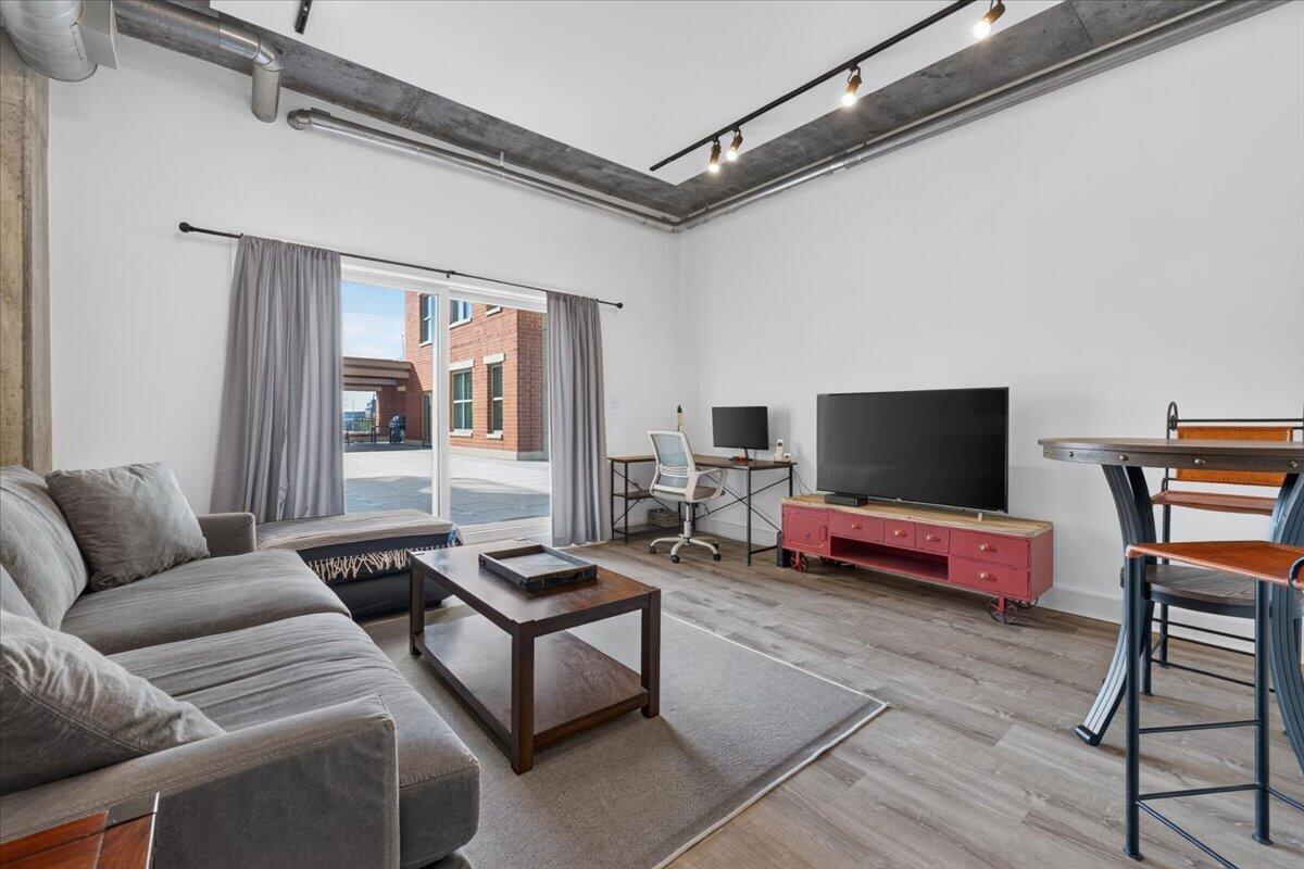 150 Bee Street APT 306 Charleston South Carolina United States, for Sale, residential, Bobbie  Rose, Keller Williams Realty Charleston/West Ashley