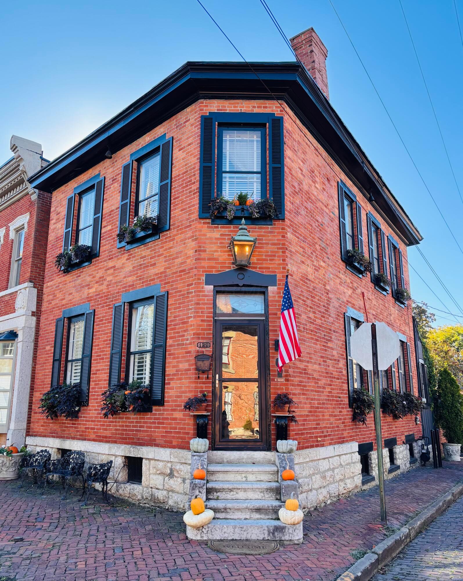 129 E Beck Street Columbus Ohio United States, for Sale, residential, , The Hessenauer Corporation