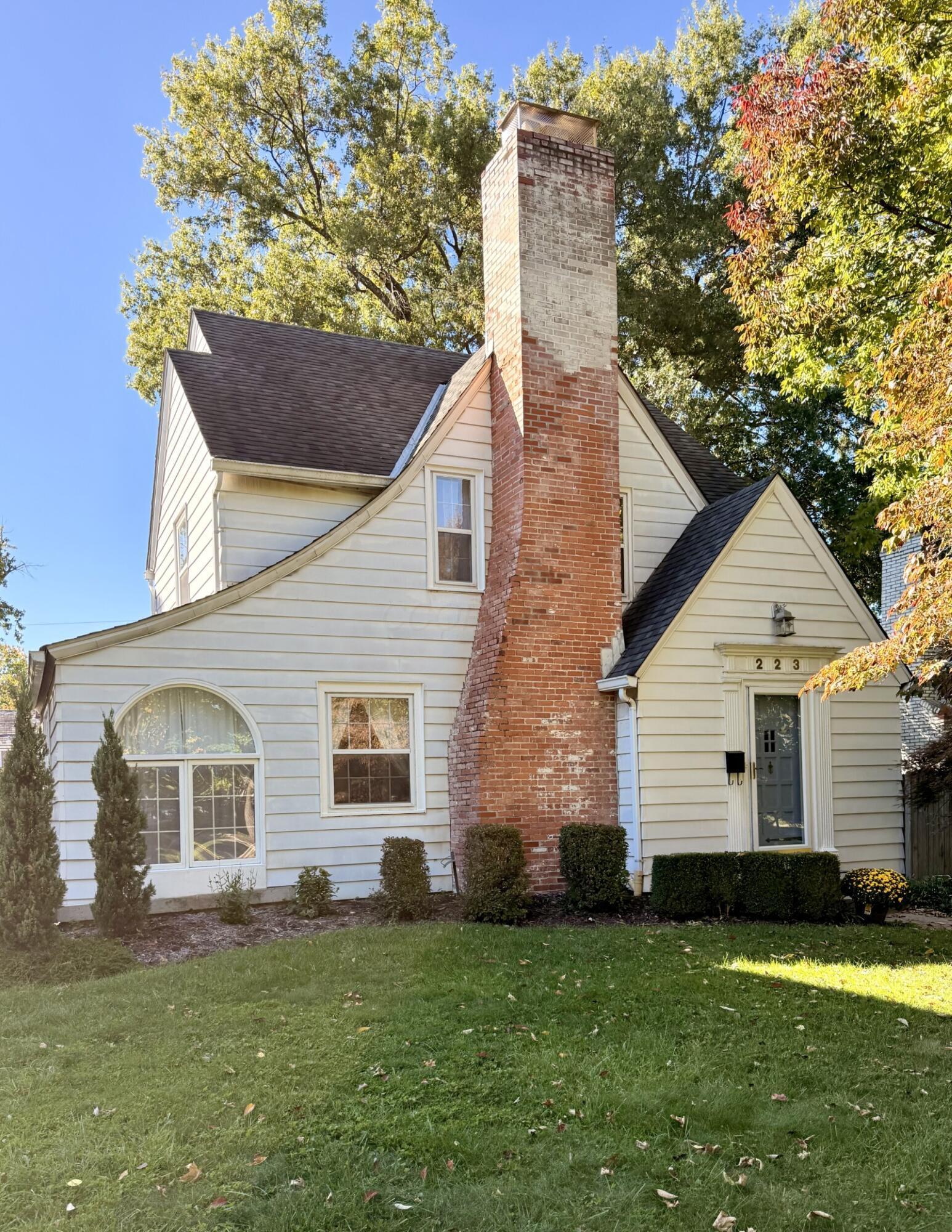 223 N Remington Road Columbus Ohio United States, for Sale, residential, , The Hessenauer Corporation