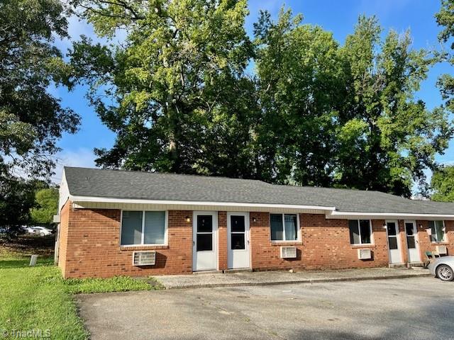 201 Woodnell Street APT E Greensboro North Carolina United States, for Rent, residential,  , The Headley Group Realty