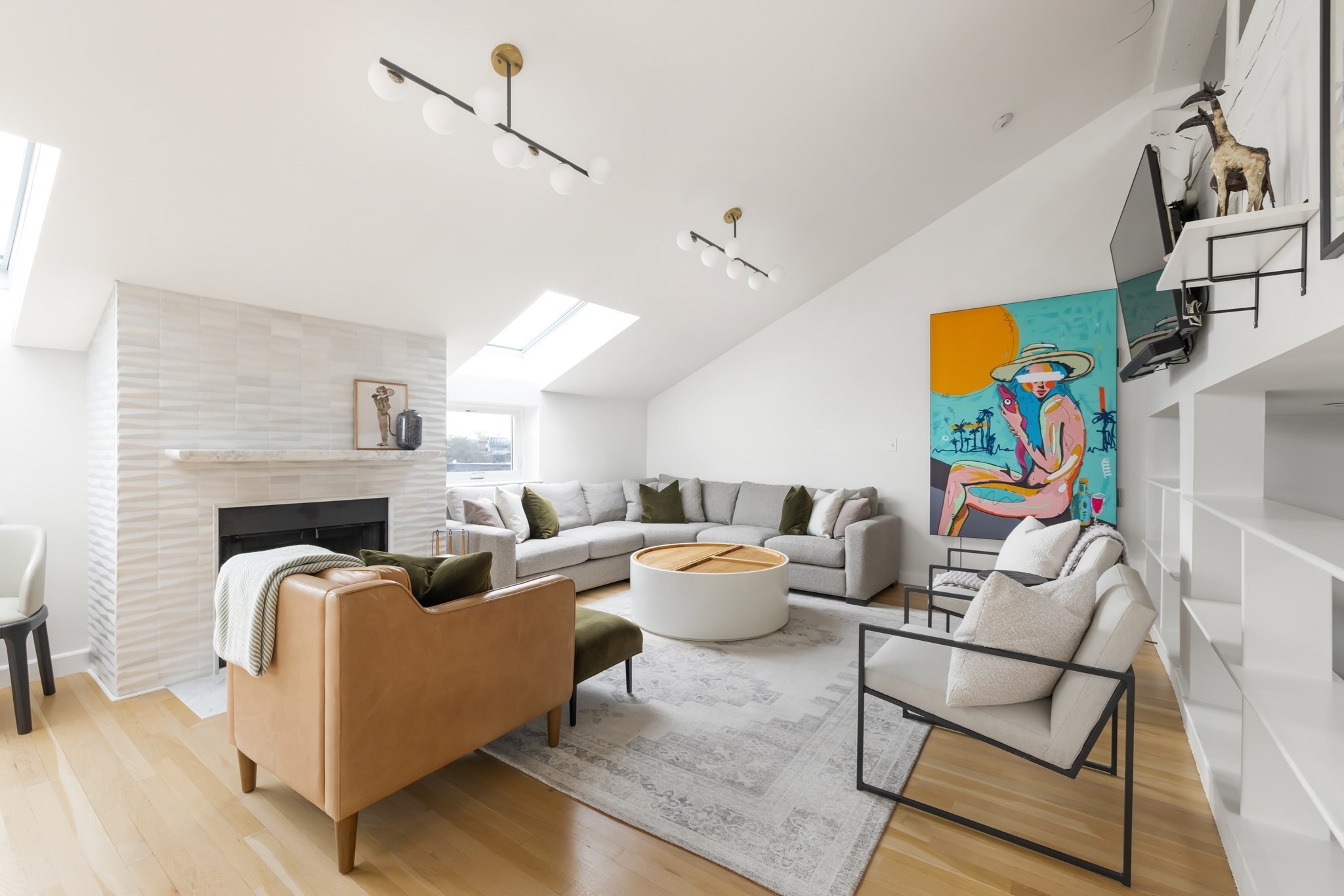 130 Appleton St  UNIT 5B Boston Massachusetts United States, for Sale, residential, Darcy Bento, South Boston  Realtor Bento Real Estate Group, Bento Real Estate Group, Inc.