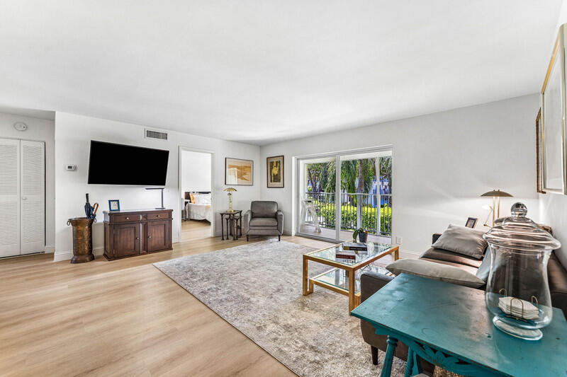 207 Tropic Isle Drive APT 210 Delray Beach Florida United States, for Rent, residential, Arlene   Toolsie  , Re/Max Direct