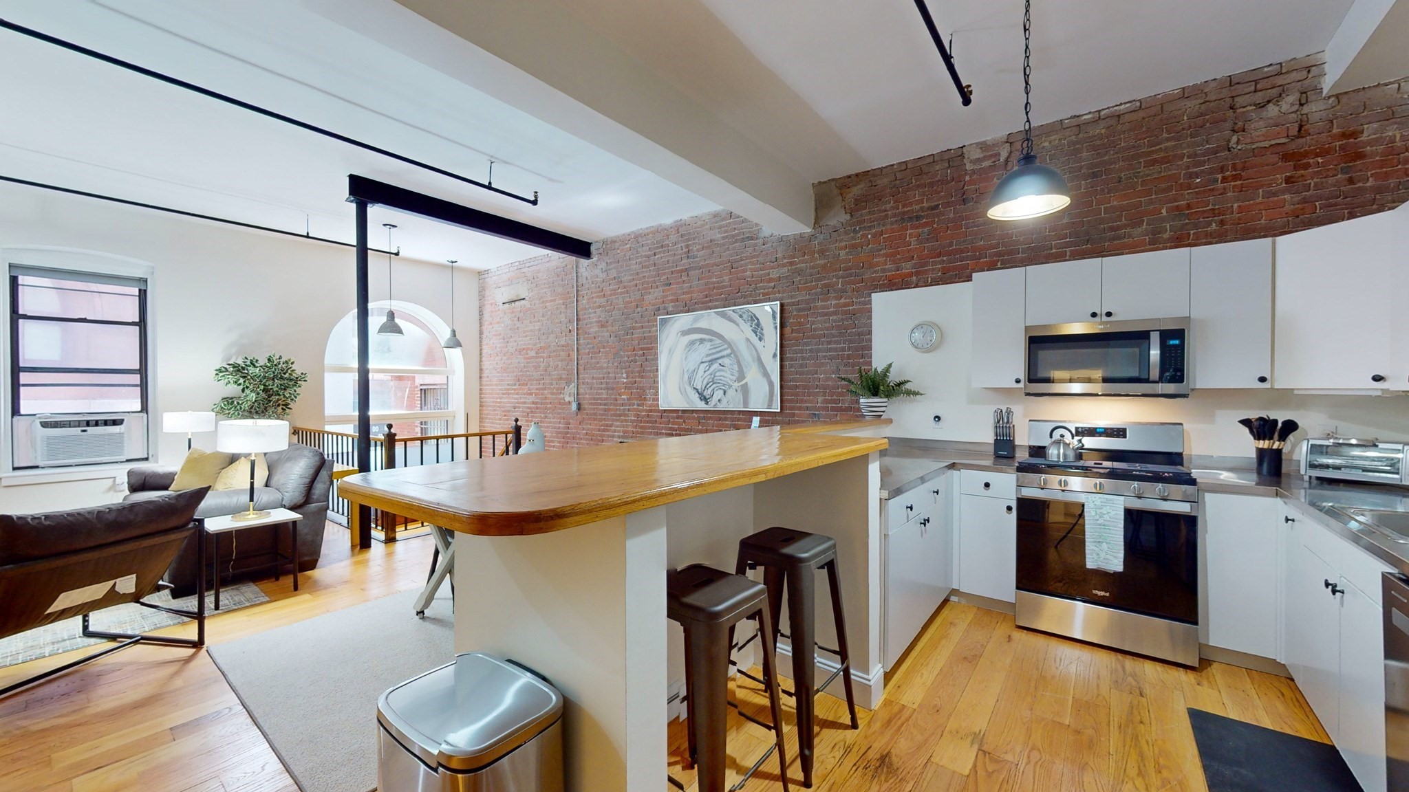 19 Stanhope Street  UNIT 1D Boston Massachusetts United States, for Rent, residential,  , The Edwards Realty Team - Barrett Sotheby's International Realty