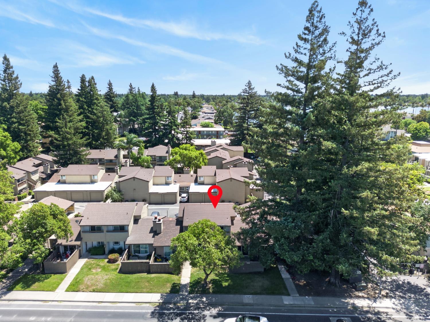 6239 Riverside Boulevard APT 2 Sacramento California United States, for Sale, residential, Yogi & Yoli Palenko, CORE Real Estate Brokerage