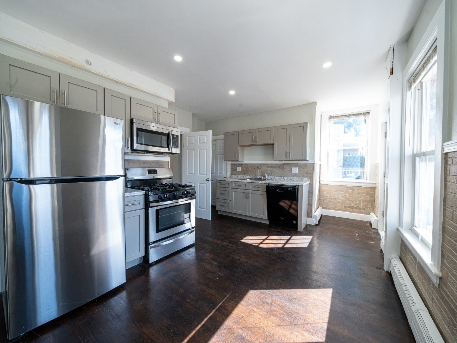 7 Cherry St  UNIT 1 Lynn Massachusetts United States, for Rent, residential, Edwin Contreras, Broad Sound Real Estate