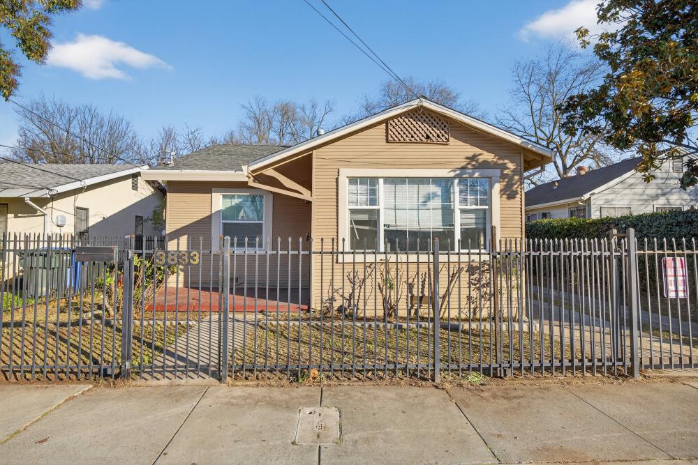 3833 38th Street Sacramento California United States, for Sale, residential,  , SacHomes Realty Group