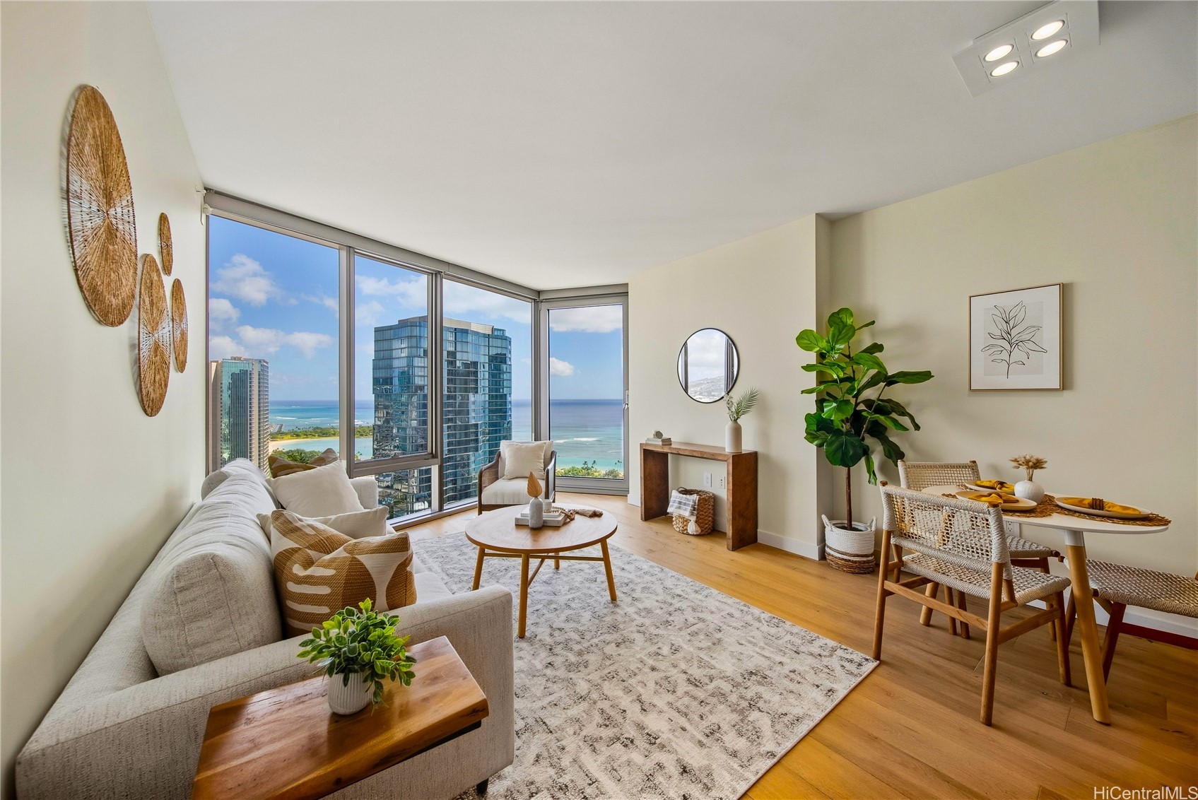 1001 Queen Street APT 3206 Honolulu Hawaii United States, for Sale, residential,  , SUN PROPERTIES