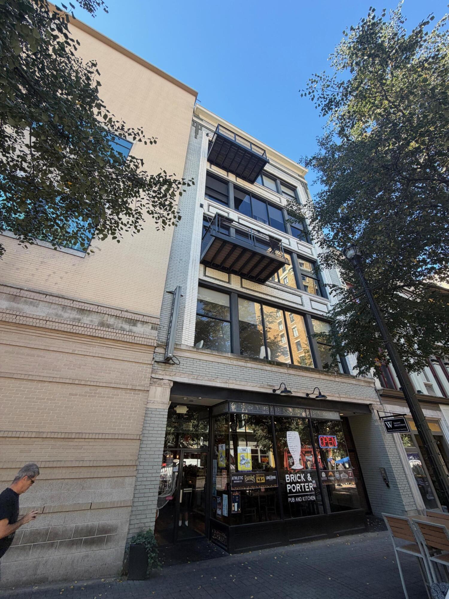49 Monroe Center Street APT 8 Grand Rapids Michigan United States, for Sale, residential,  , RW Daniels Realty