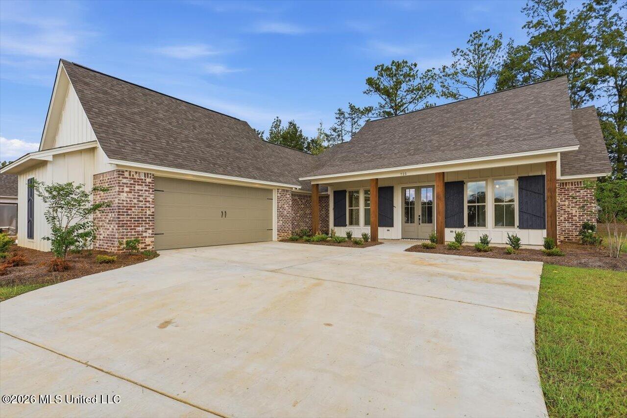 725 Celadon Street Brandon Mississippi United States, for Sale, residential, Jessica McLaurin, Rezults Realty, LLC