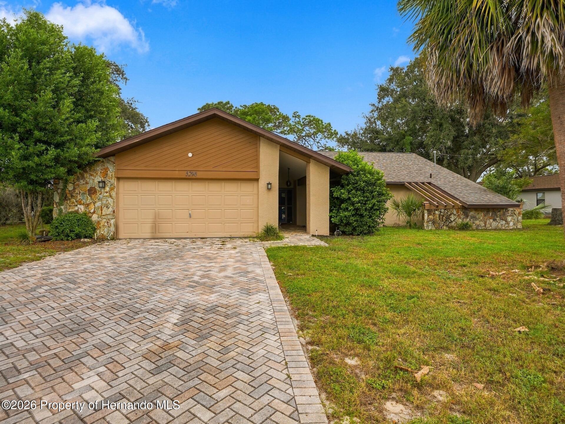 5298 Florentine Court Spring Hill Florida United States, for Sale, residential,  , Gold Star Realty Group Inc