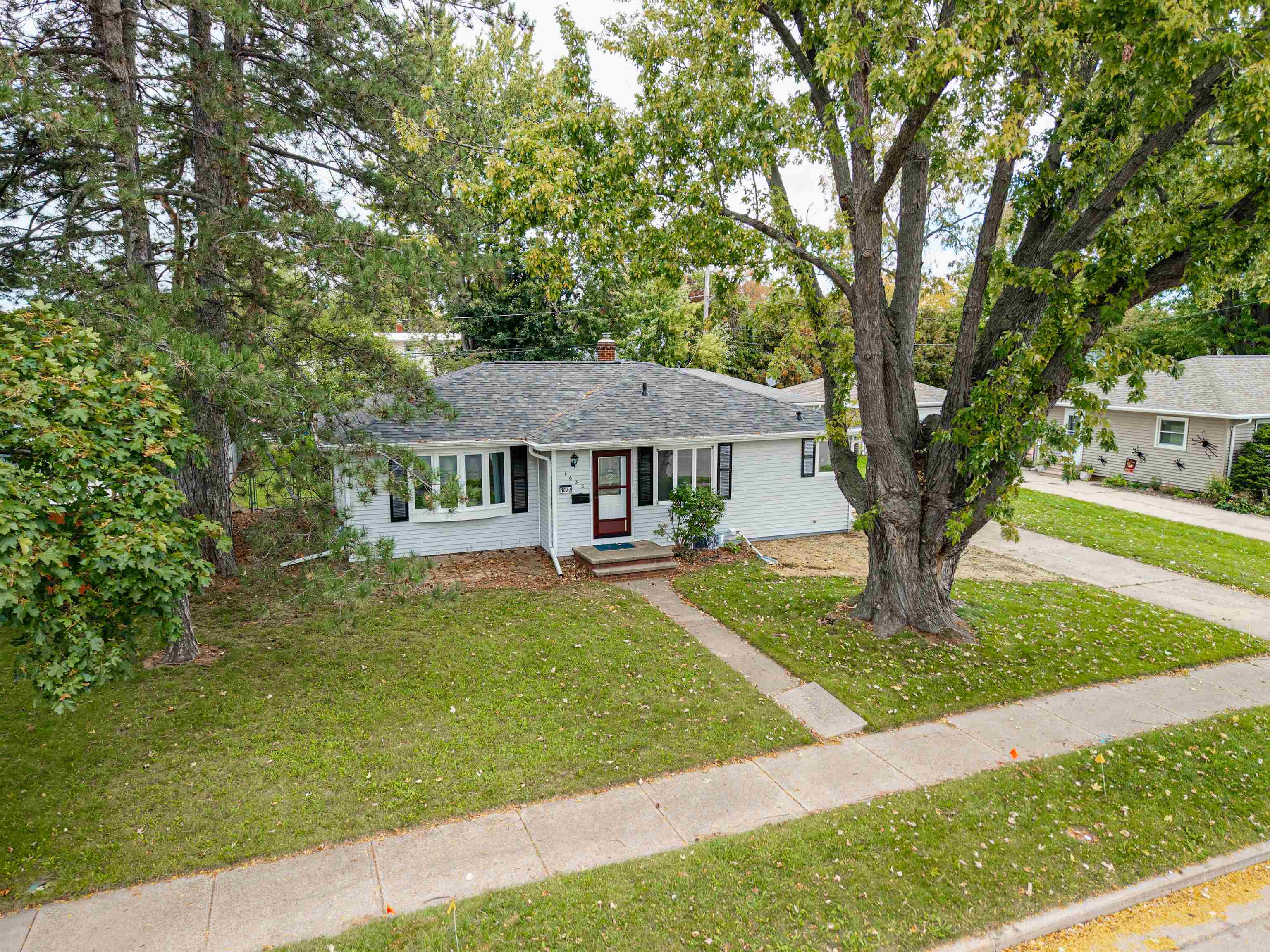 1630 E GLENDALE Avenue Appleton Wisconsin United States, for Sale, residential,  , Fireside Realty LLC