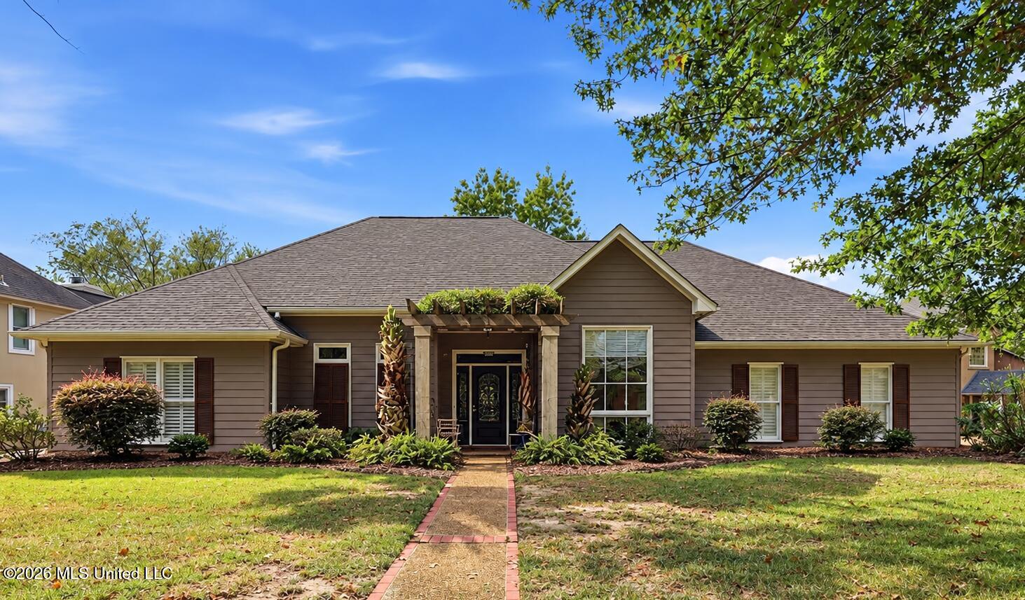 206 Hillside Street Ridgeland Mississippi United States, for Sale, residential, Jessica McLaurin, Rezults Realty, LLC