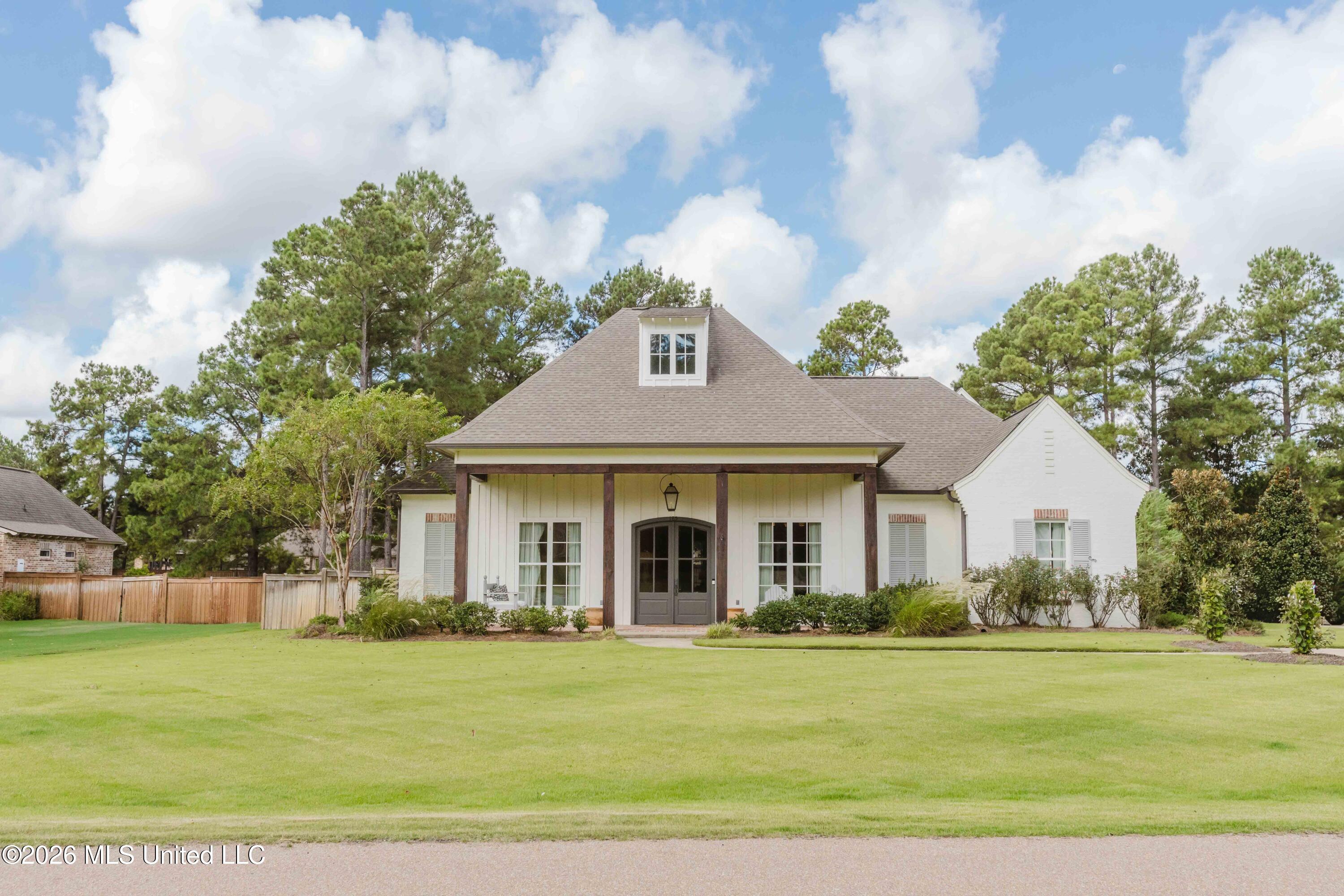 185 Saddle Brook Cove Madison Mississippi United States, for Sale, residential, Jessica McLaurin, Rezults Realty, LLC