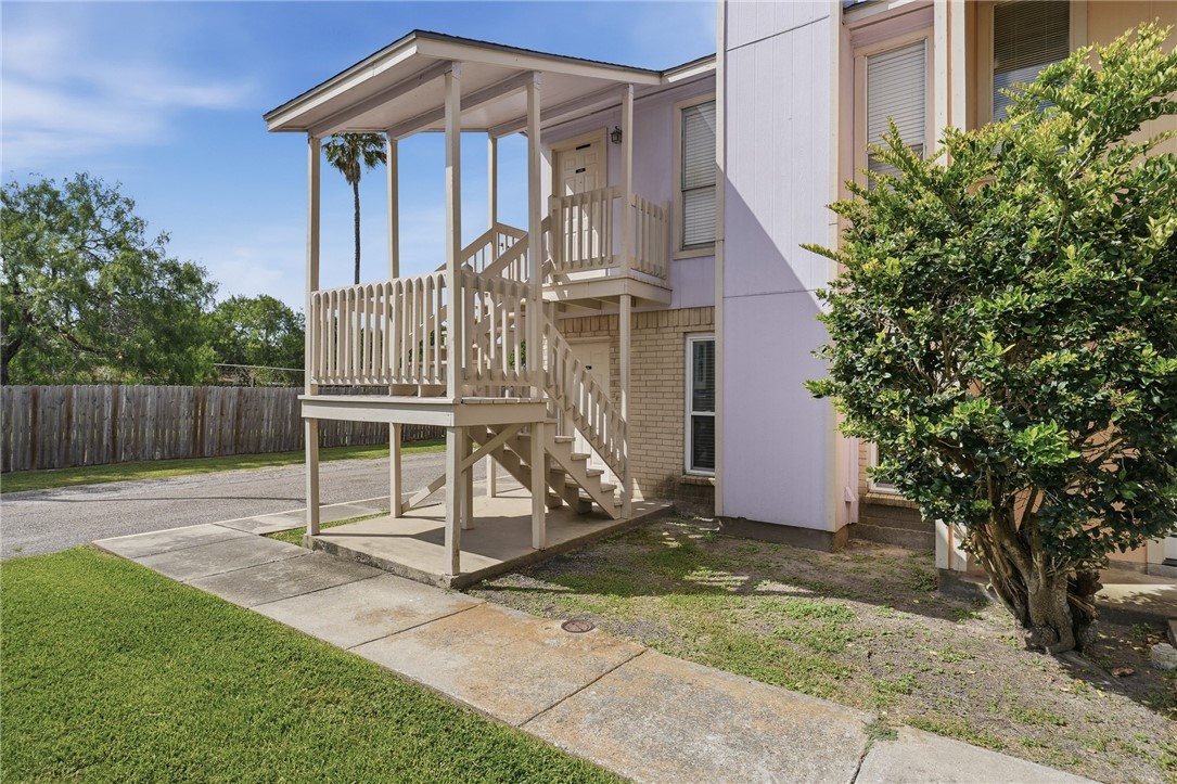 6702 Everhart APT U-104 Corpus Christi Texas United States, for Sale, residential, Demo Agent, InCom Real Estate - New Demo Office