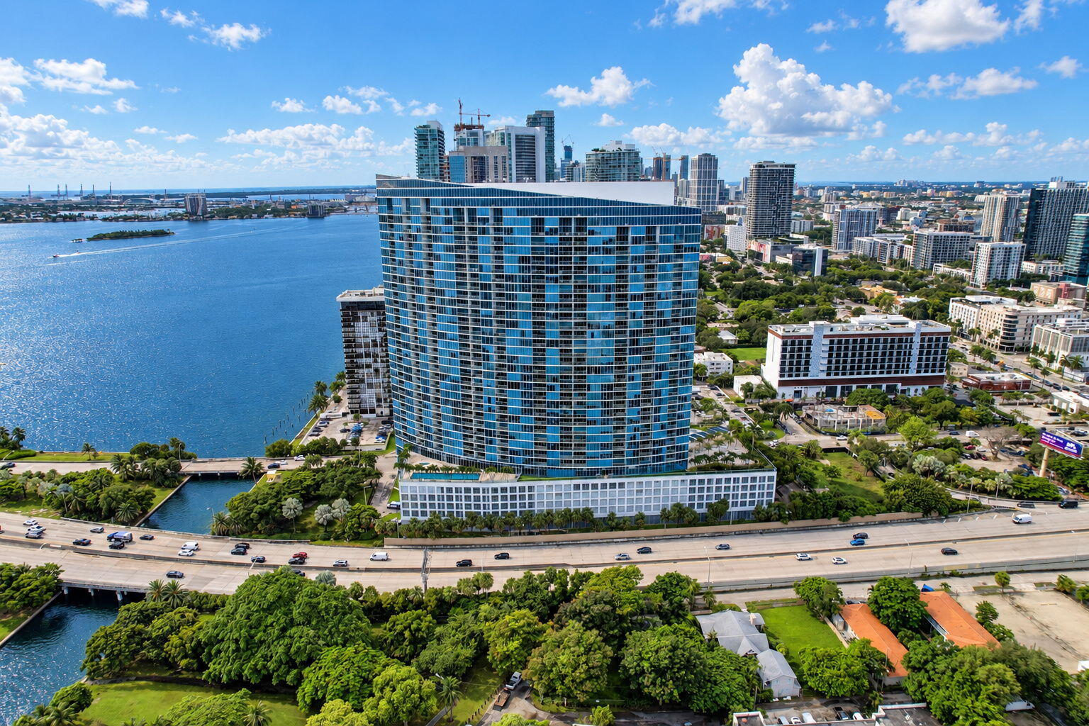 601 NE 36TH Street APT 1008 Miami Florida United States, for Sale, residential, Sophia Roy, Incom New Demo Office