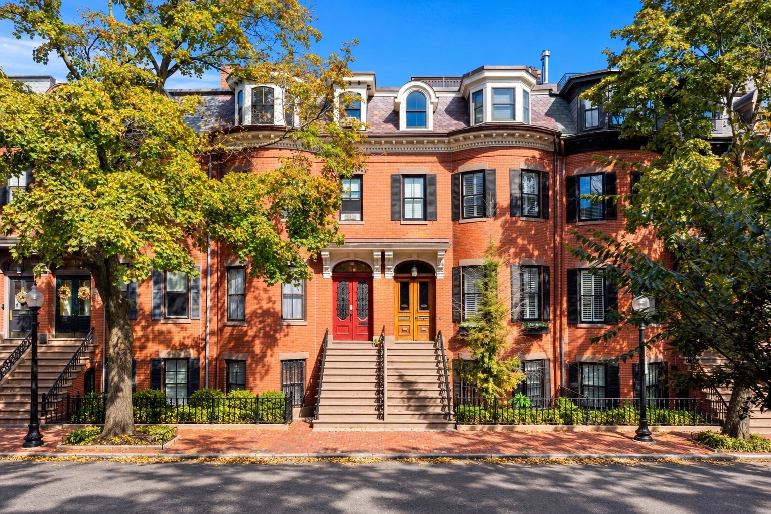 123 West Newton  UNIT 2 Boston Massachusetts United States, for Sale, residential, Darcy Bento, South Boston  Realtor Bento Real Estate Group, Bento Real Estate Group, Inc.