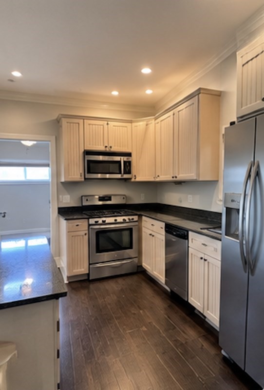 581 East 8th  UNIT 1 Boston Massachusetts United States, for Rent, residential,  , The Edwards Realty Team - Barrett Sotheby's International Realty