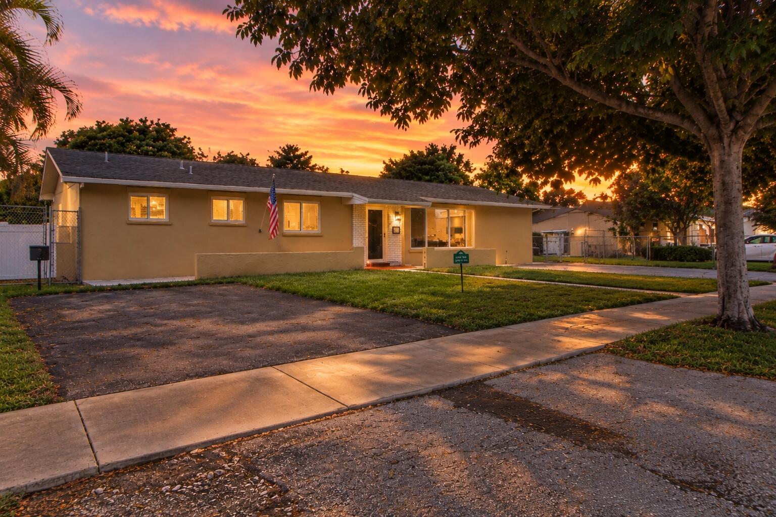2624 SW 107TH Court Miami Florida United States, for Sale, residential,  , INCOM OFFICE EXAMPLE