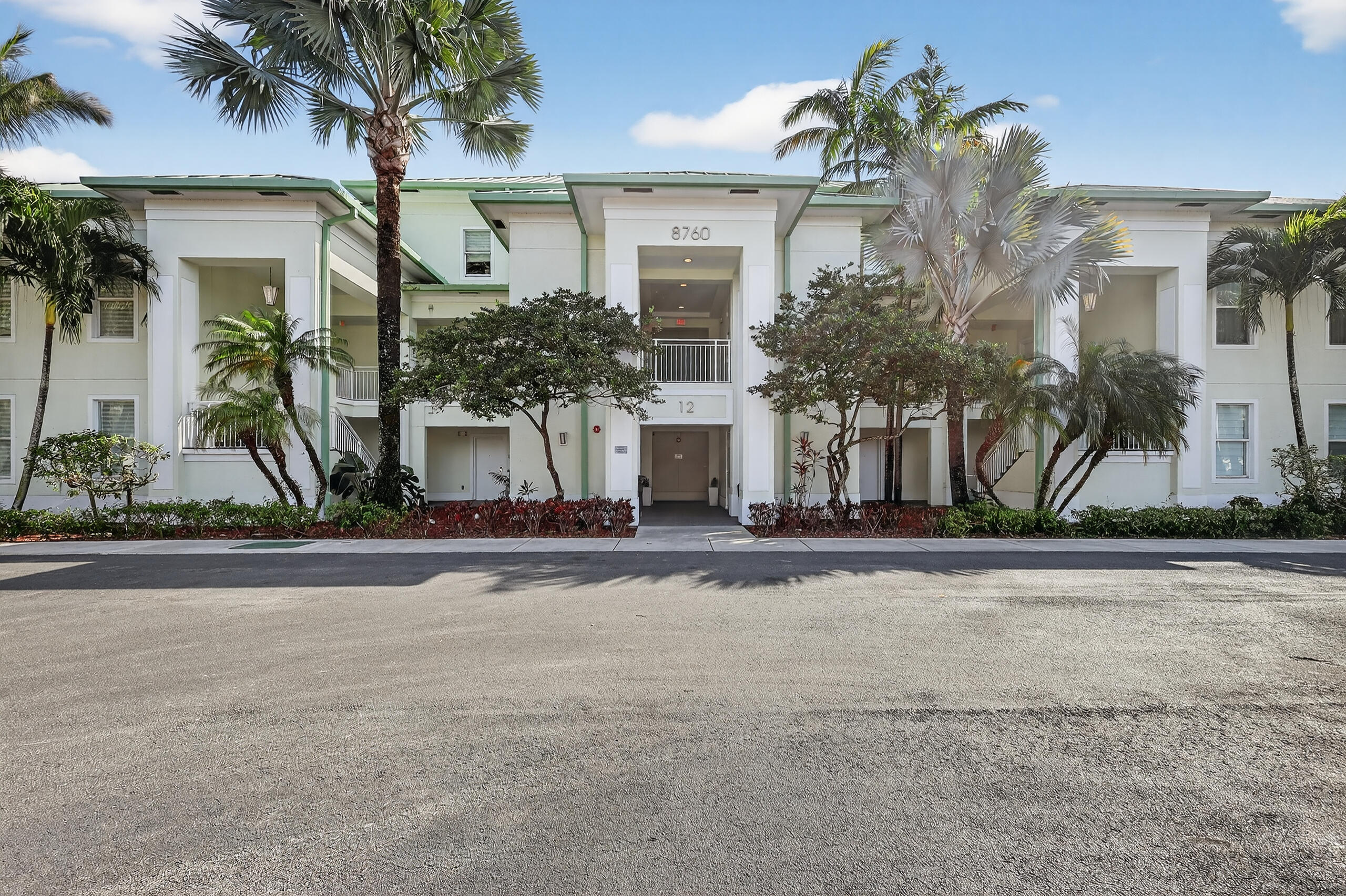 5300 NW 87TH Avenue APT 1215 Doral Florida United States, for Sale, residential, Roberto Villasmil, Interinvestments Realty, Inc.