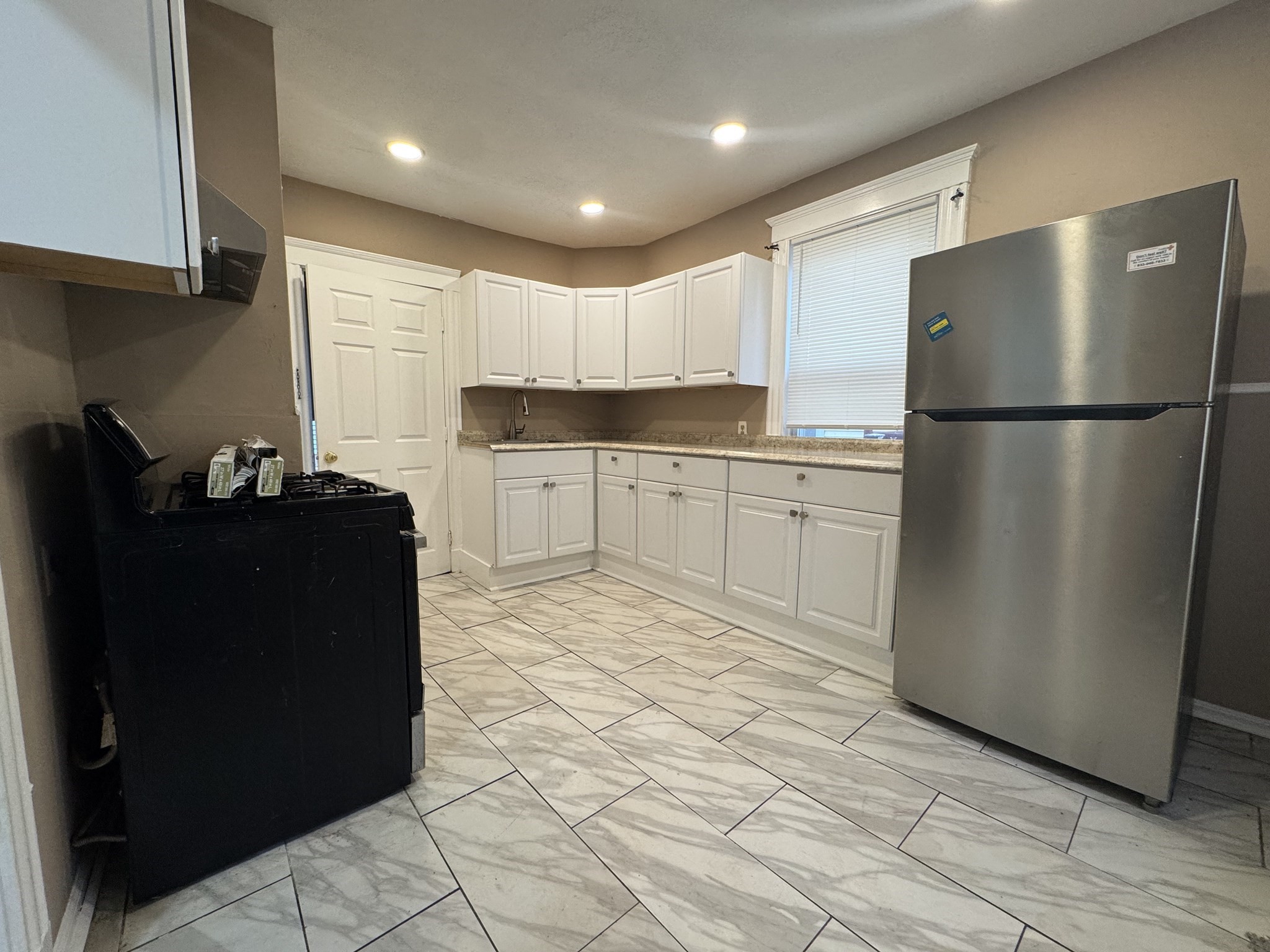26 Hanover St  UNIT 1 Lynn Massachusetts United States, for Rent, residential,  , CITIPOINT REALTY SERVICES, LLC
