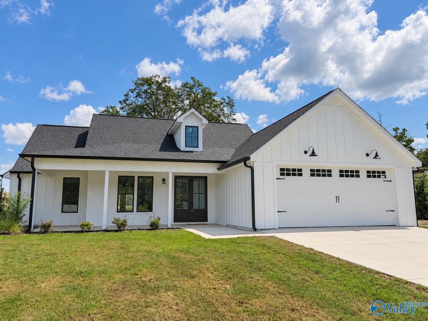 1993 New Haven Drive Southside Alabama United States, for Sale, residential,  , InCom Real Estate - New Demo Office