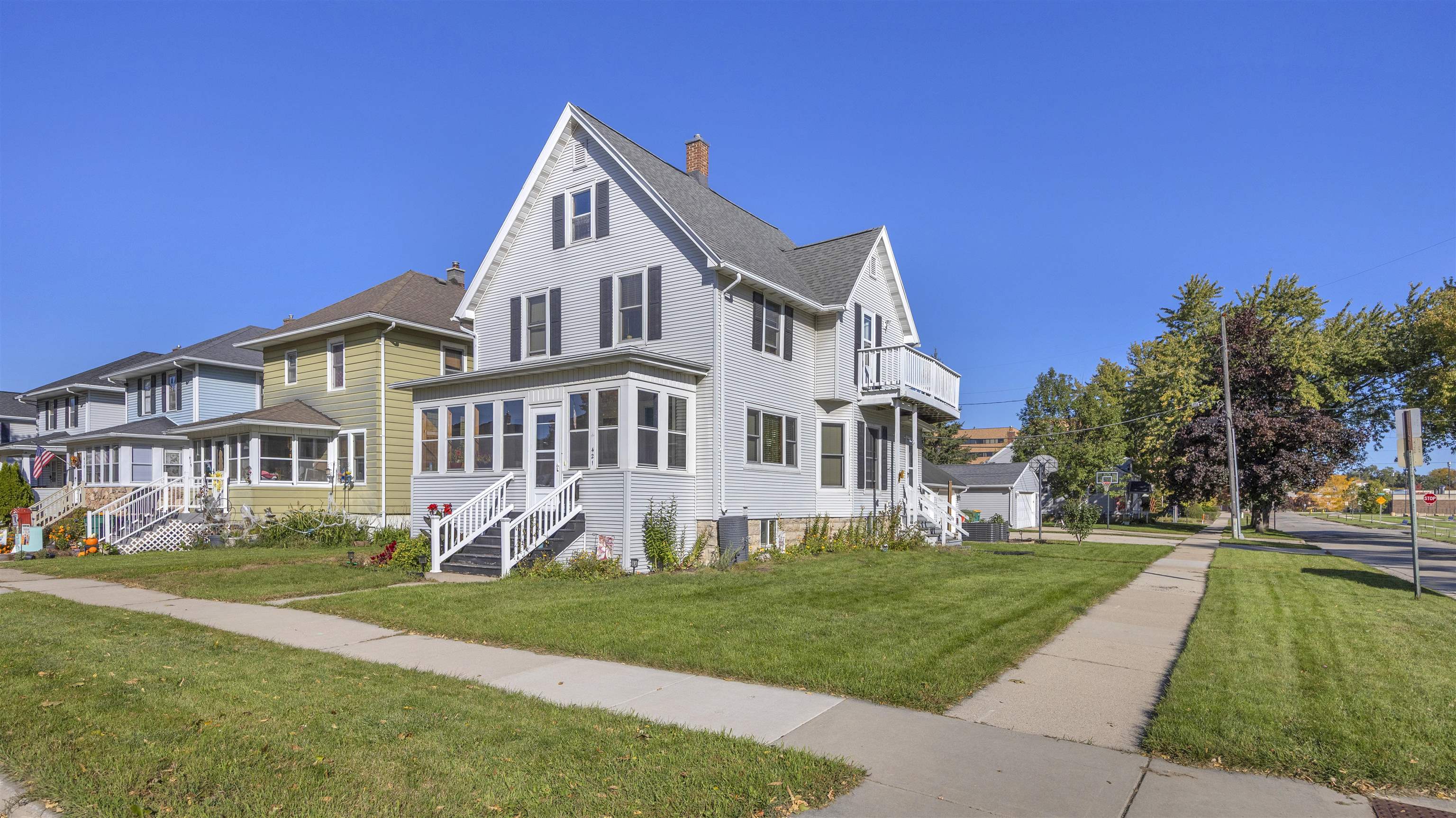 421 E 2ND Street Fond Du Lac Wisconsin United States, for Sale, residential,  , Roberts Homes and Real Estate