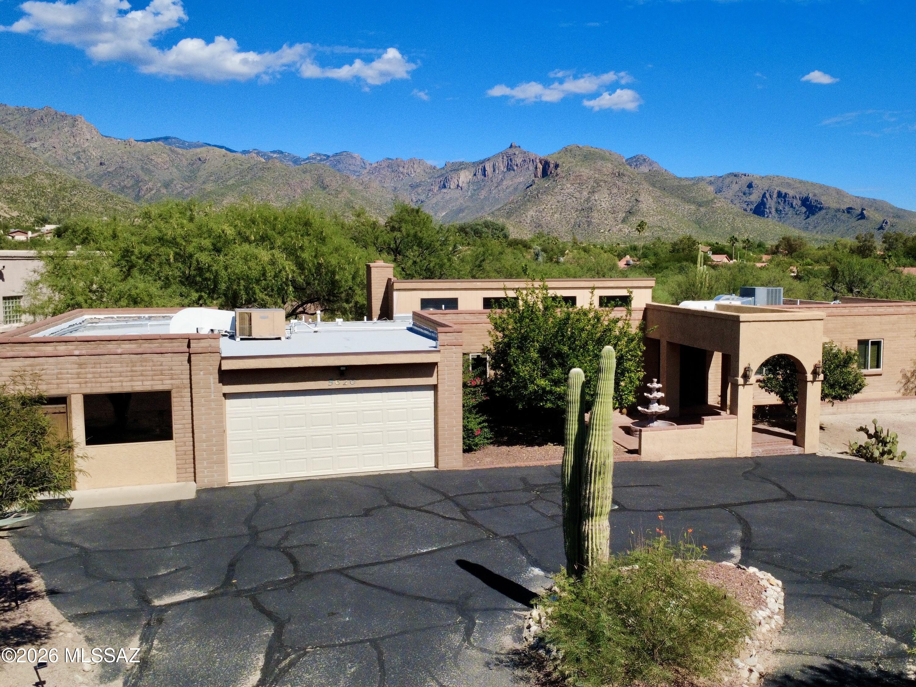 5620 N Barrasca Avenue Tucson Arizona United States, for Sale, residential, Aaron Lieberman, TIERRA ANTIGUA REALTY
